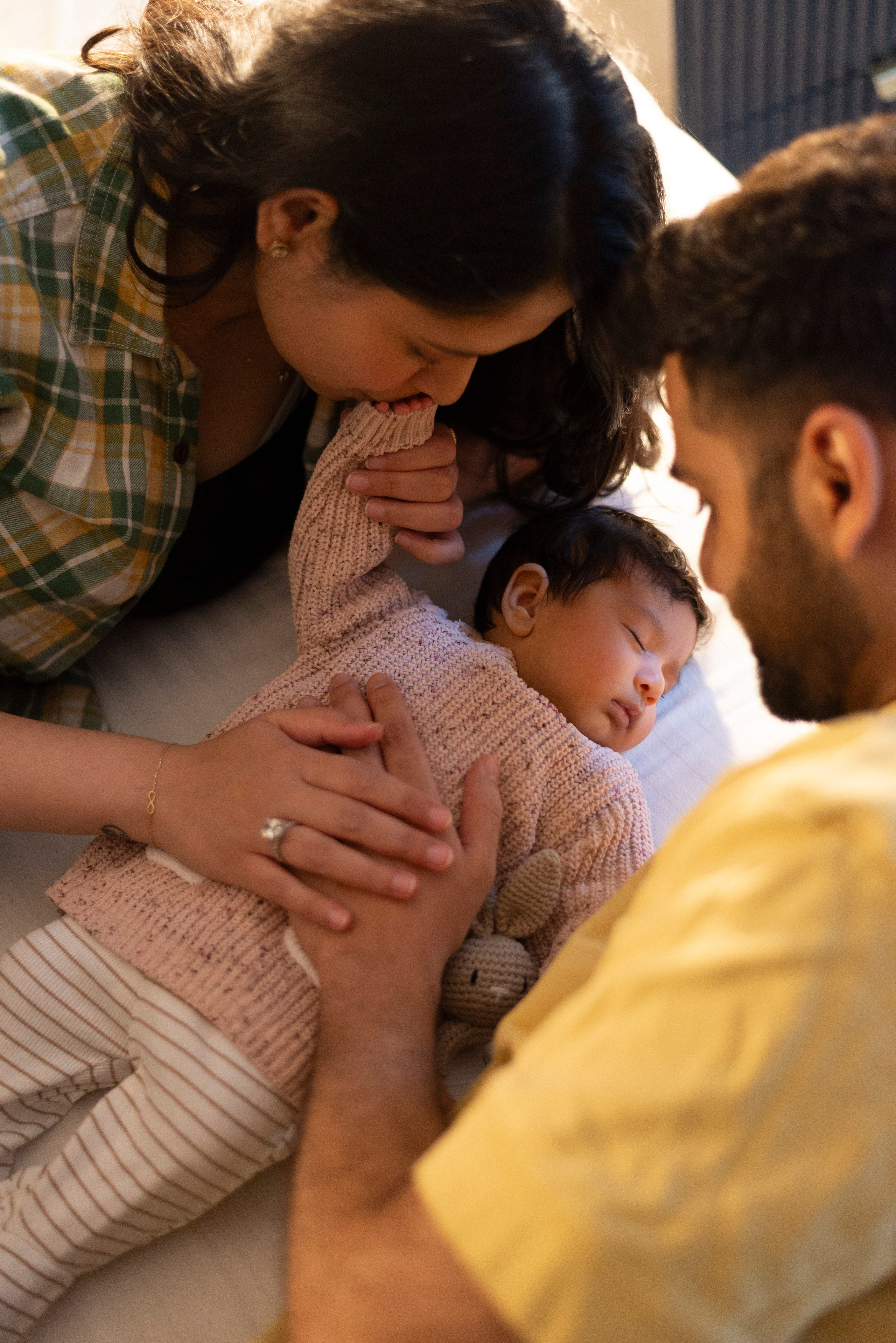 New born & Family. Julia Kuzmovych personal and pregnancy photographer in London