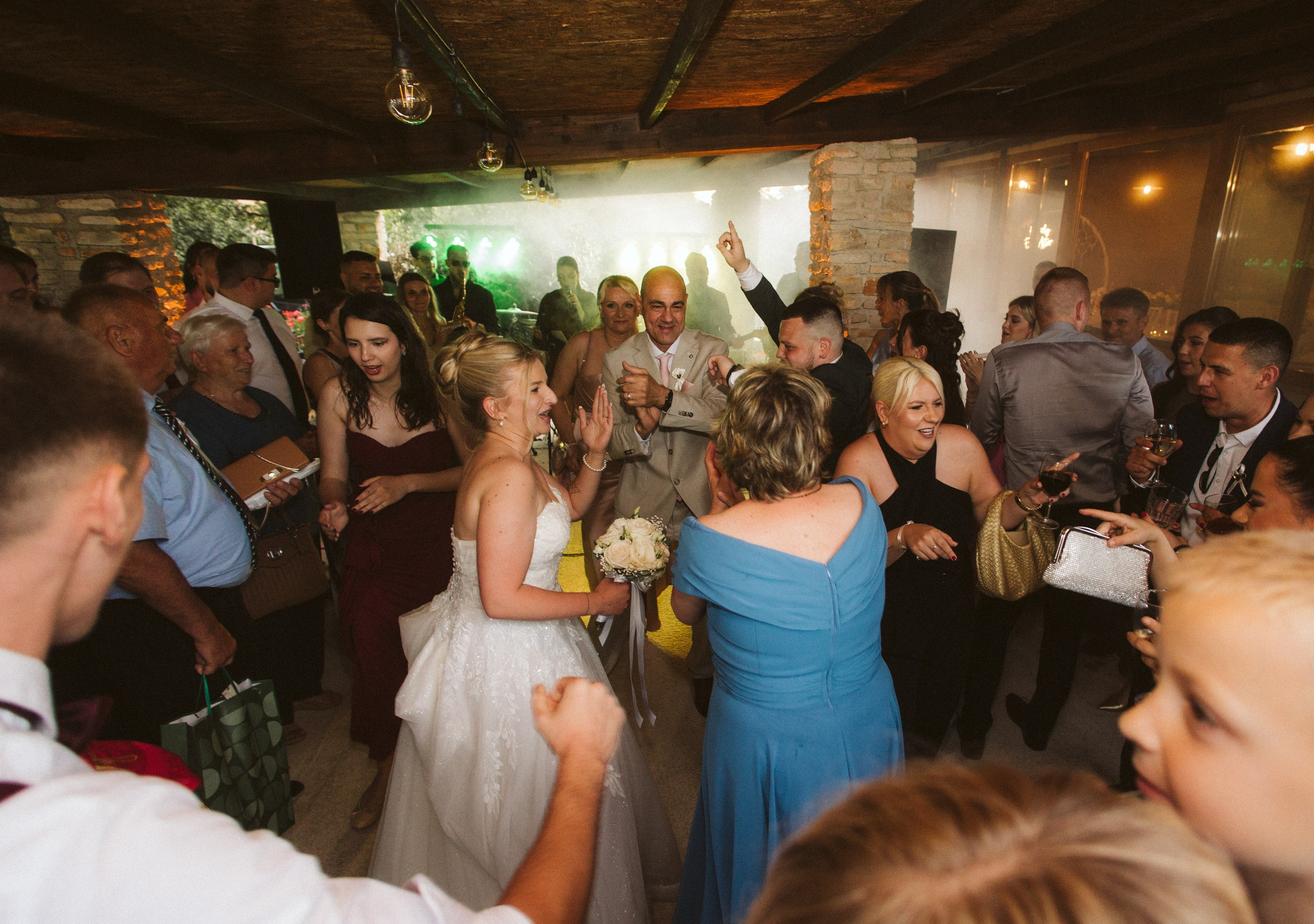 Weddings. Capturedwell