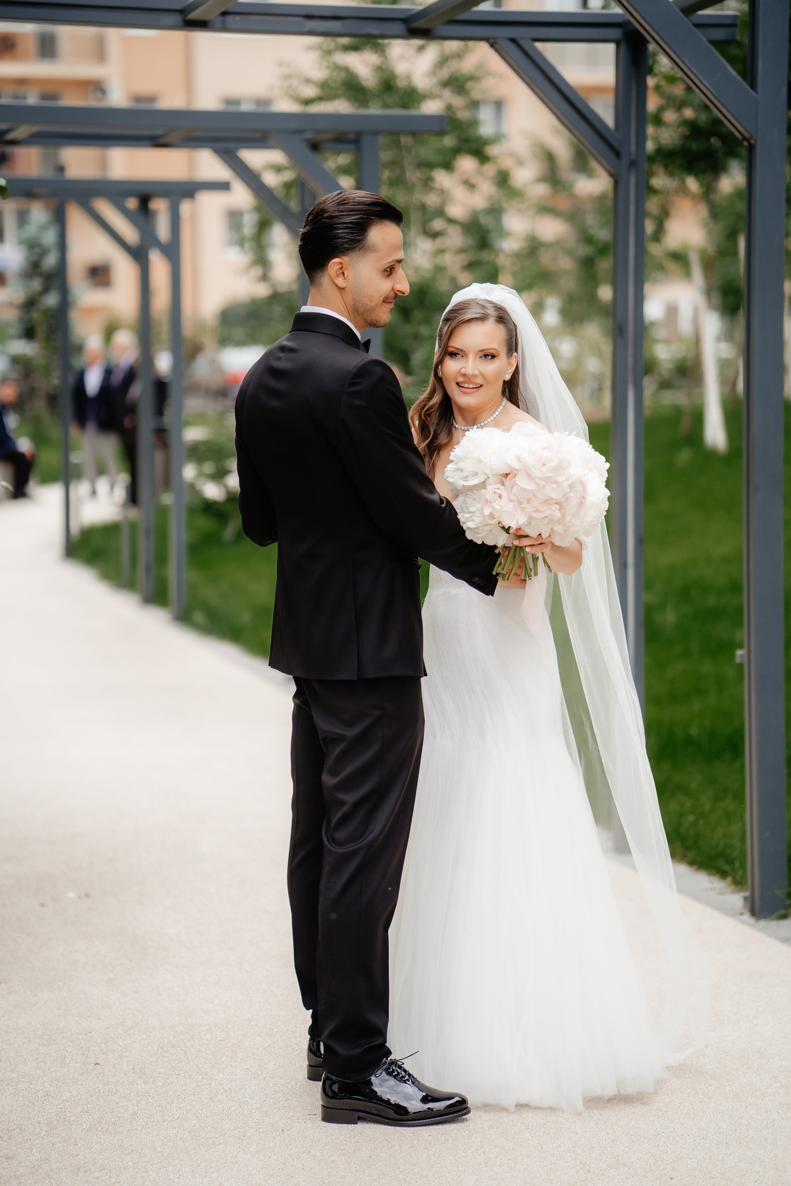 Nunta Ana si Andrei — Love story de Mai. Fotografi de nunta in Bucuresti, Iulia si Stefan Ovidiu