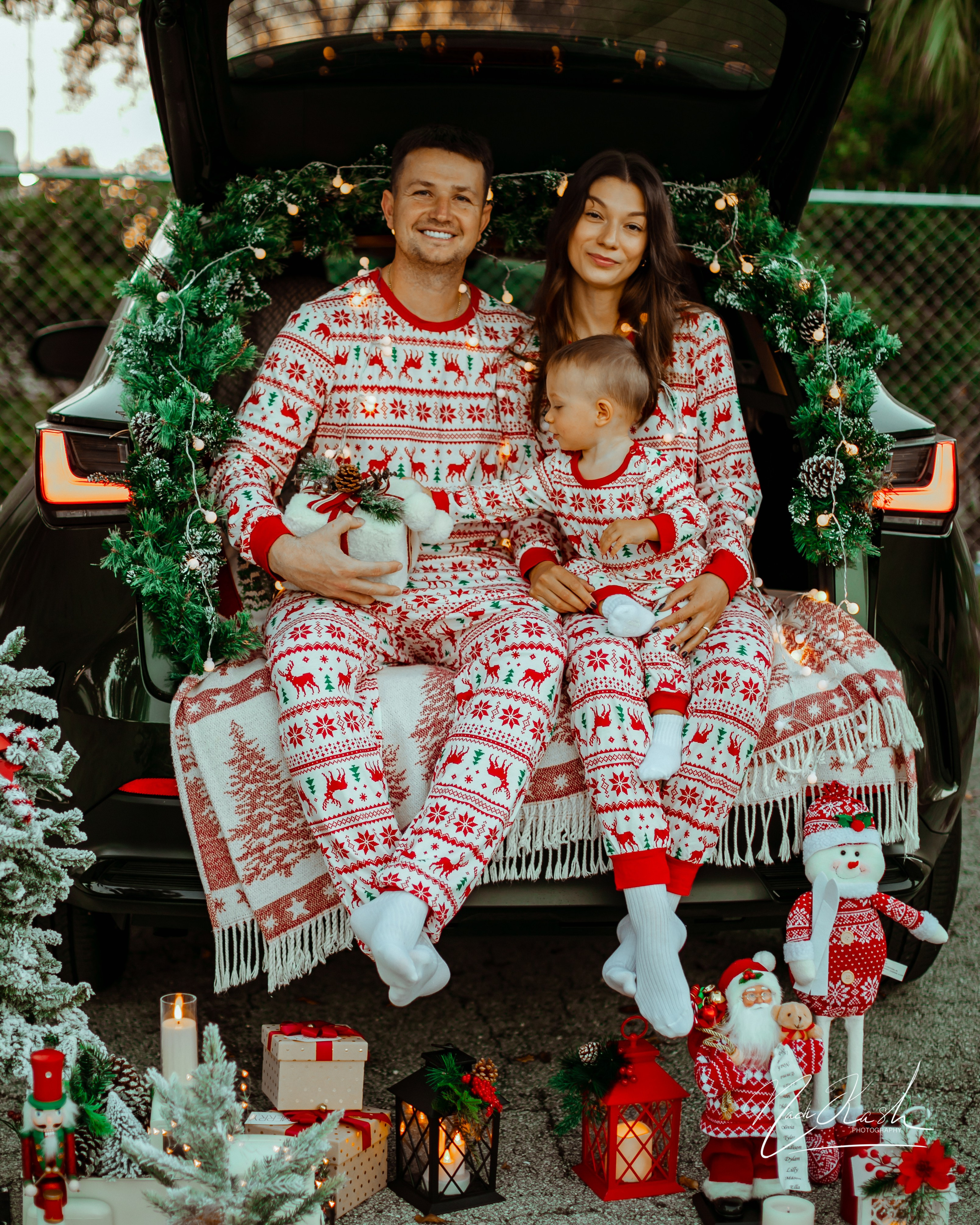 Christmas photoshoot. Photographer in Miami, Family photographer, Event, Wedding