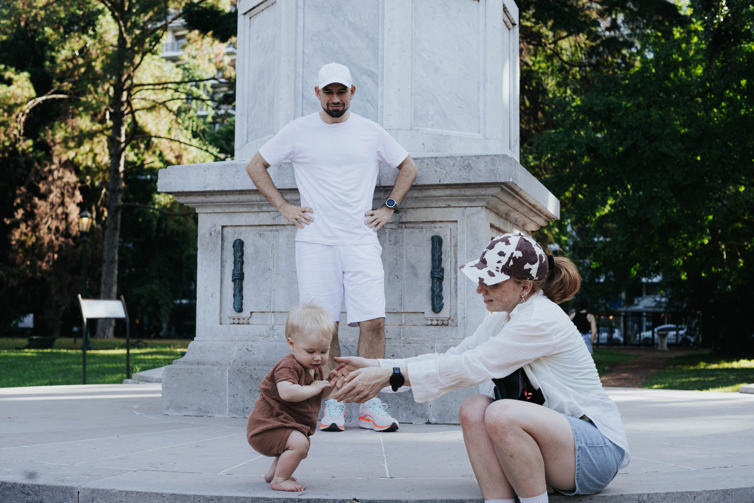 The day they turned one. Photographer @elmirkami in the city of Buenos Aires