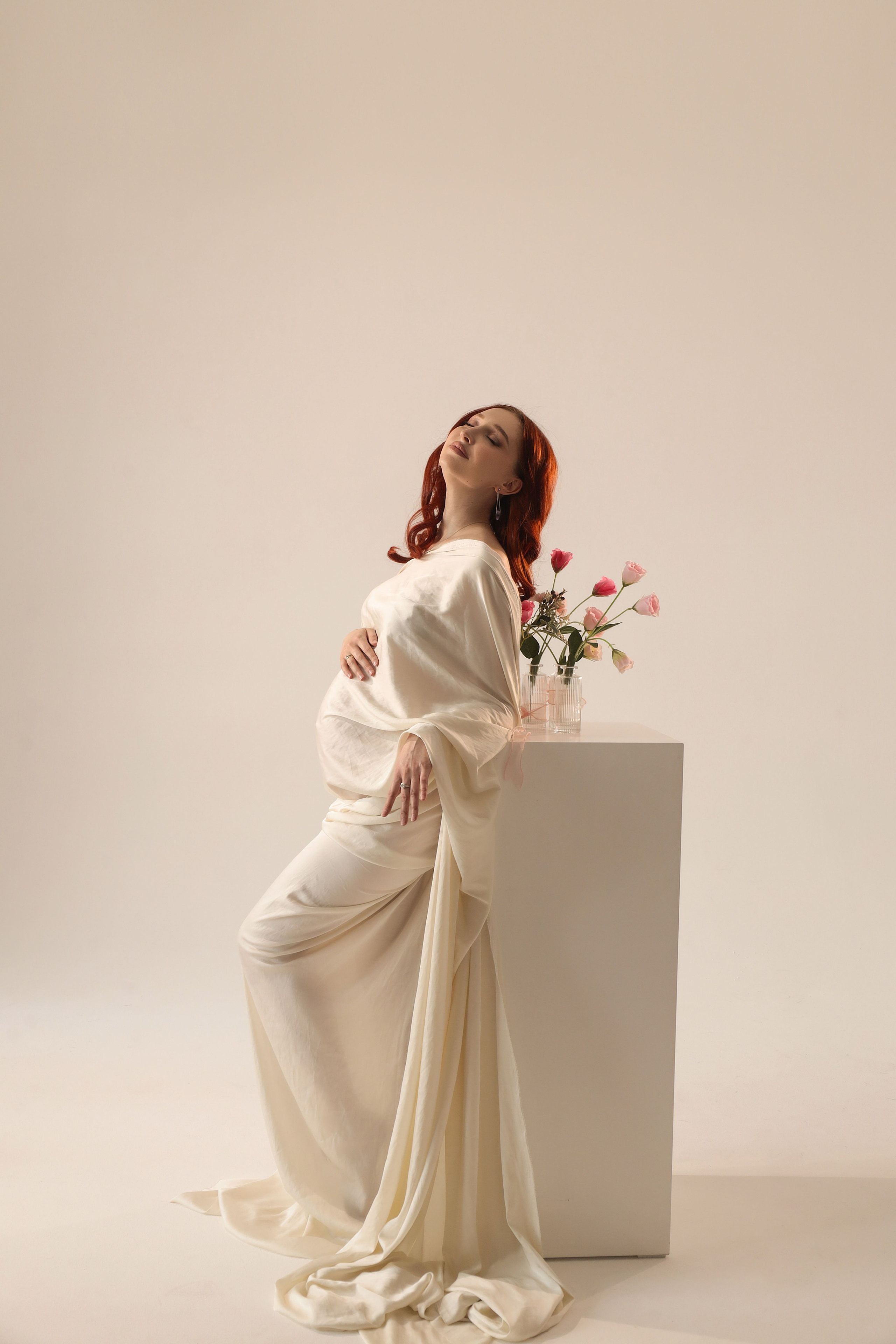 шелковая ткань в Айвори цвете