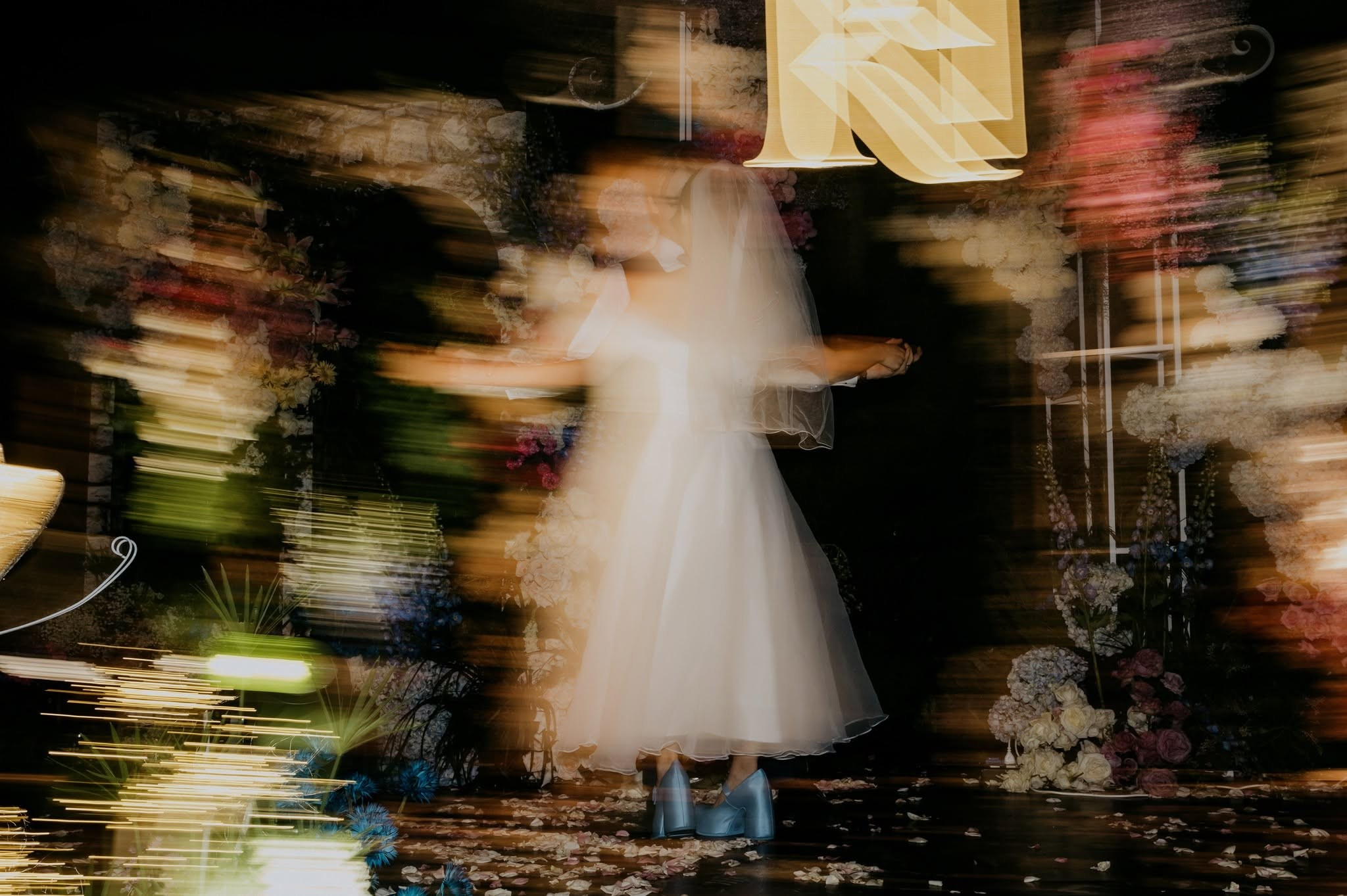 𝐊𝐞𝐥𝐥𝐢𝐞 & 𝐍𝐢𝐤𝐥𝐚𝐬 / Destination Wedding. Saigon Wedding Present | Art Beyond Moments