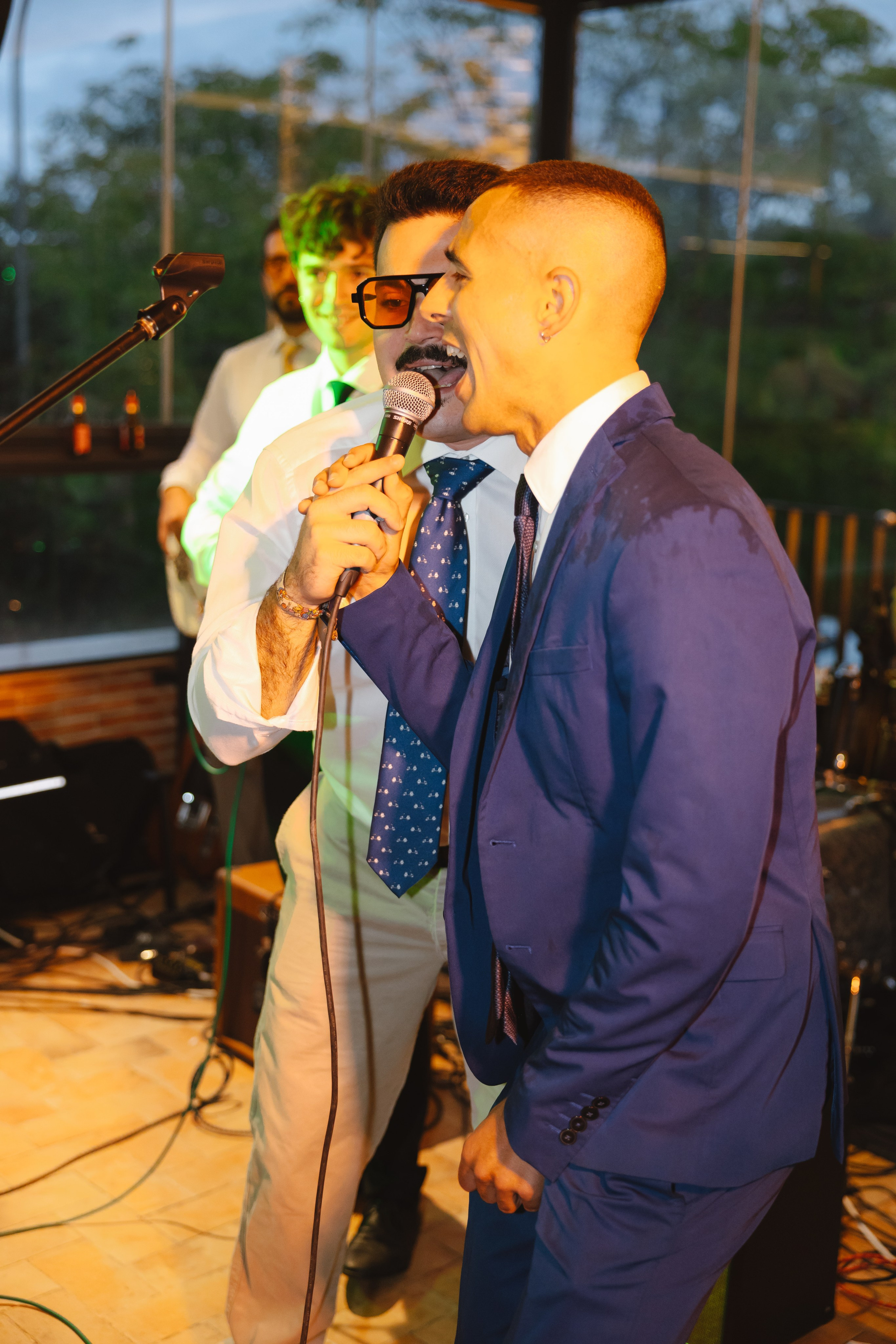 EVA & GUILLE. Fotógrafo y Videografo de bodas y eventos