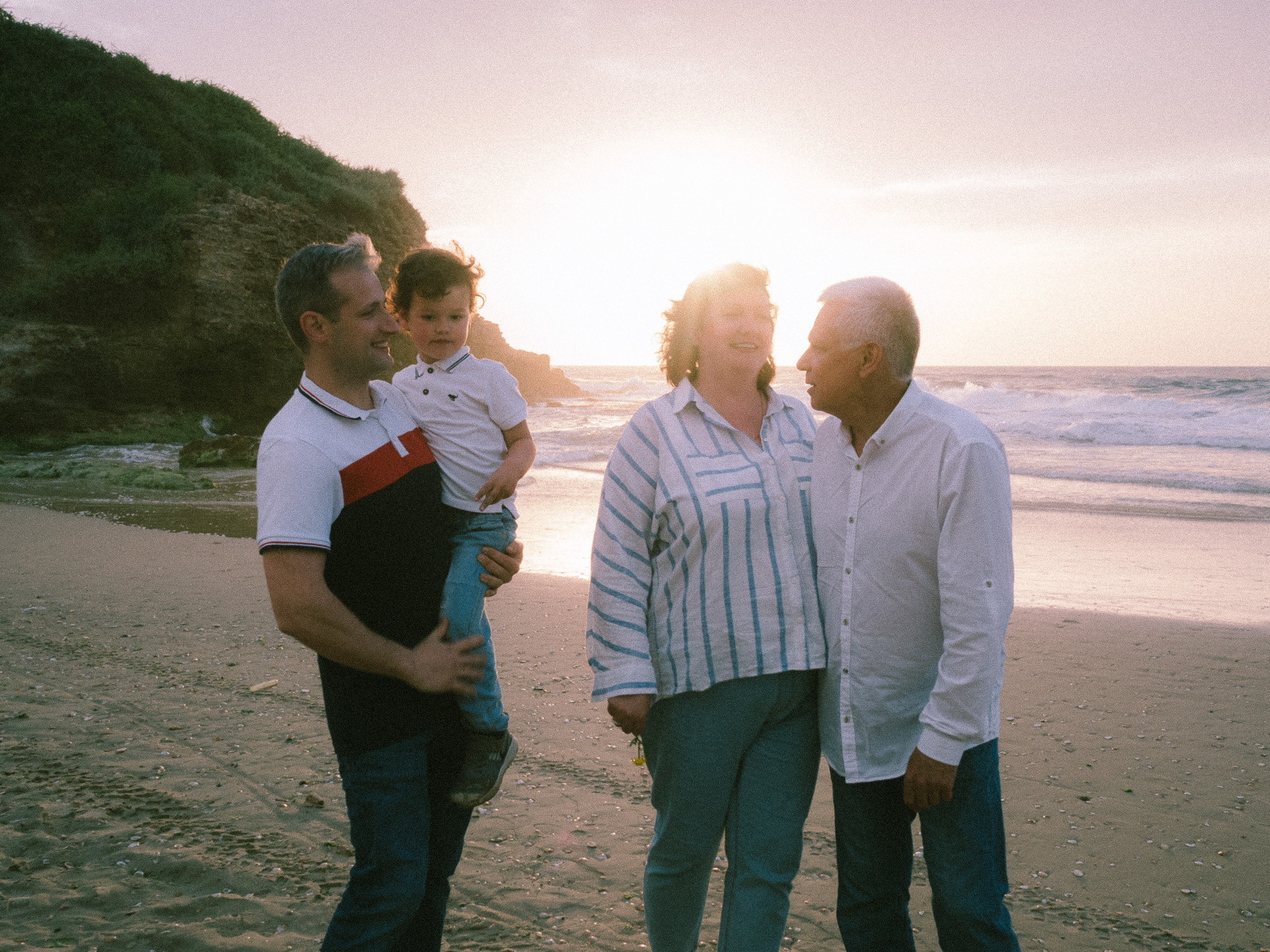 Ксюша и ее семья. Film portrait photographer