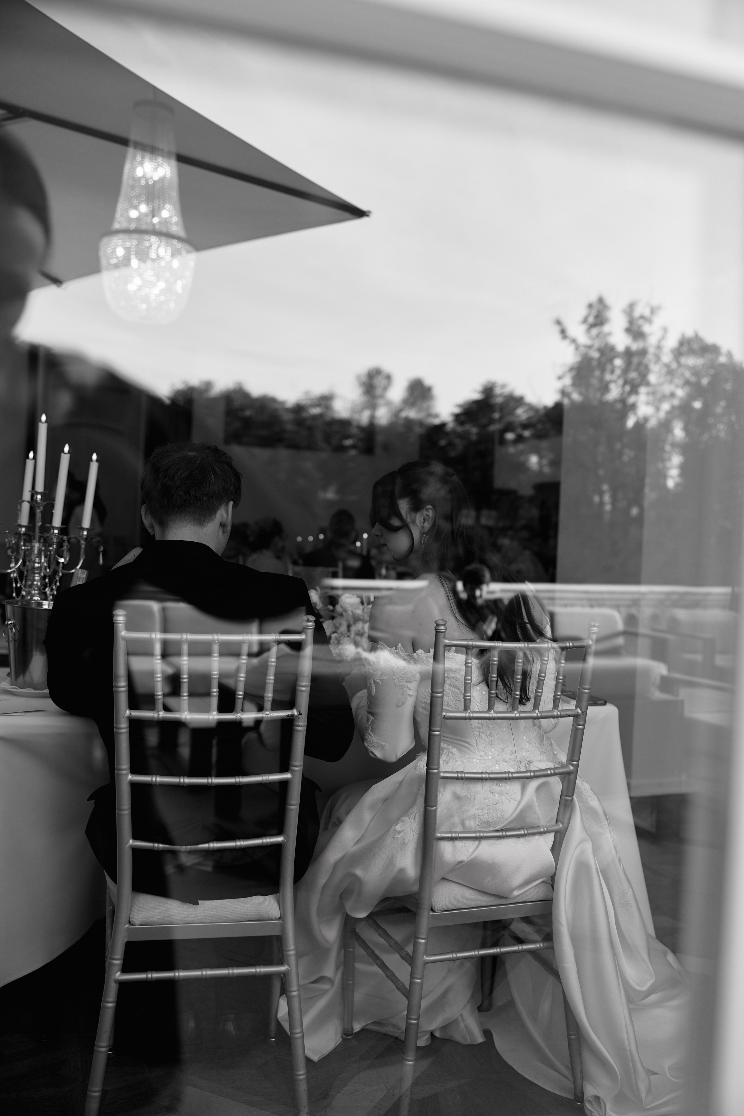 Wiktoria & Kacper. Pałac Goetz. Fotograf ślubny i rodzinny w Krakowie Yana Klymova