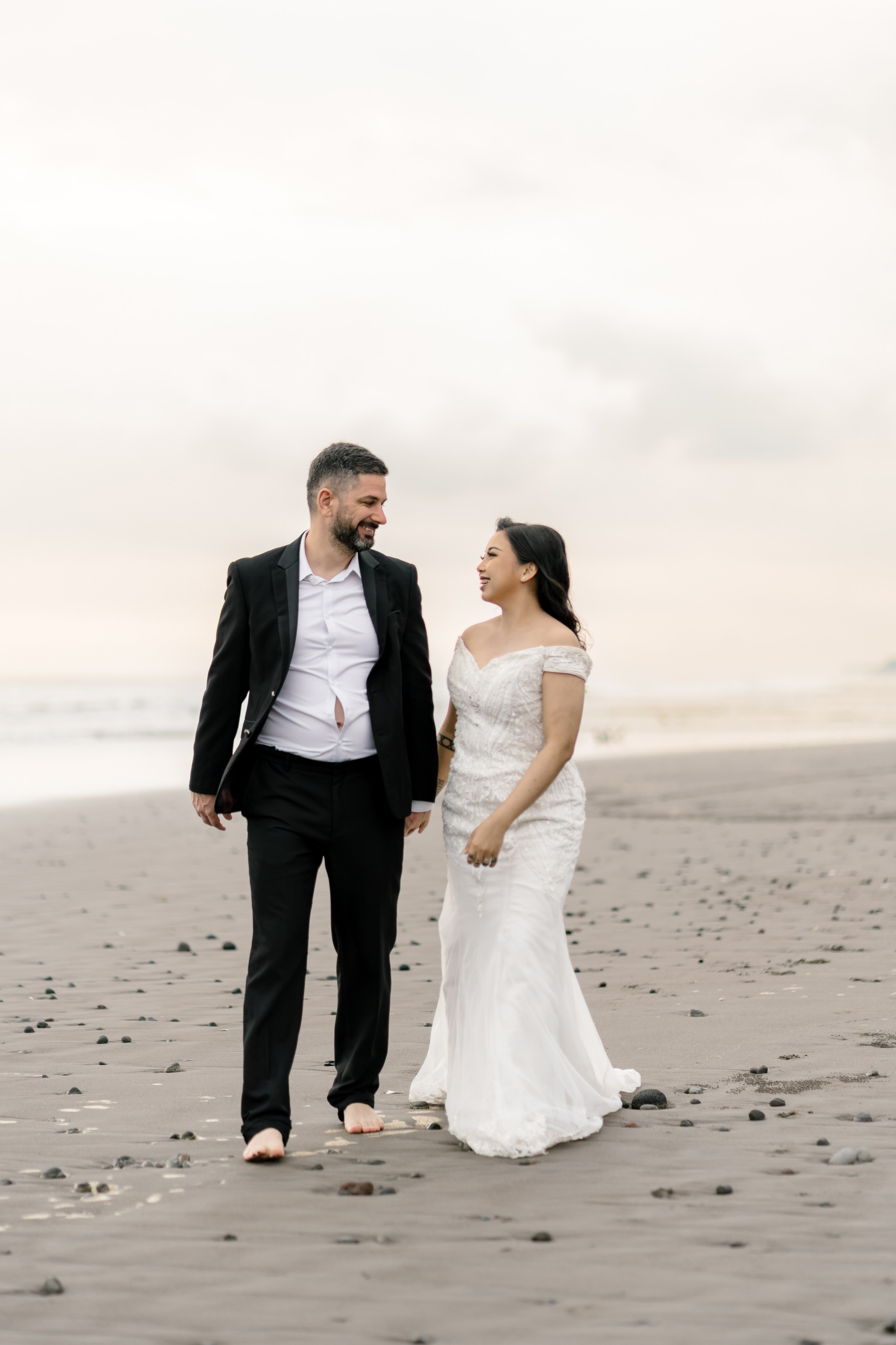 Honeymoon Photoshoot in Bali. Female Photographer in Bali