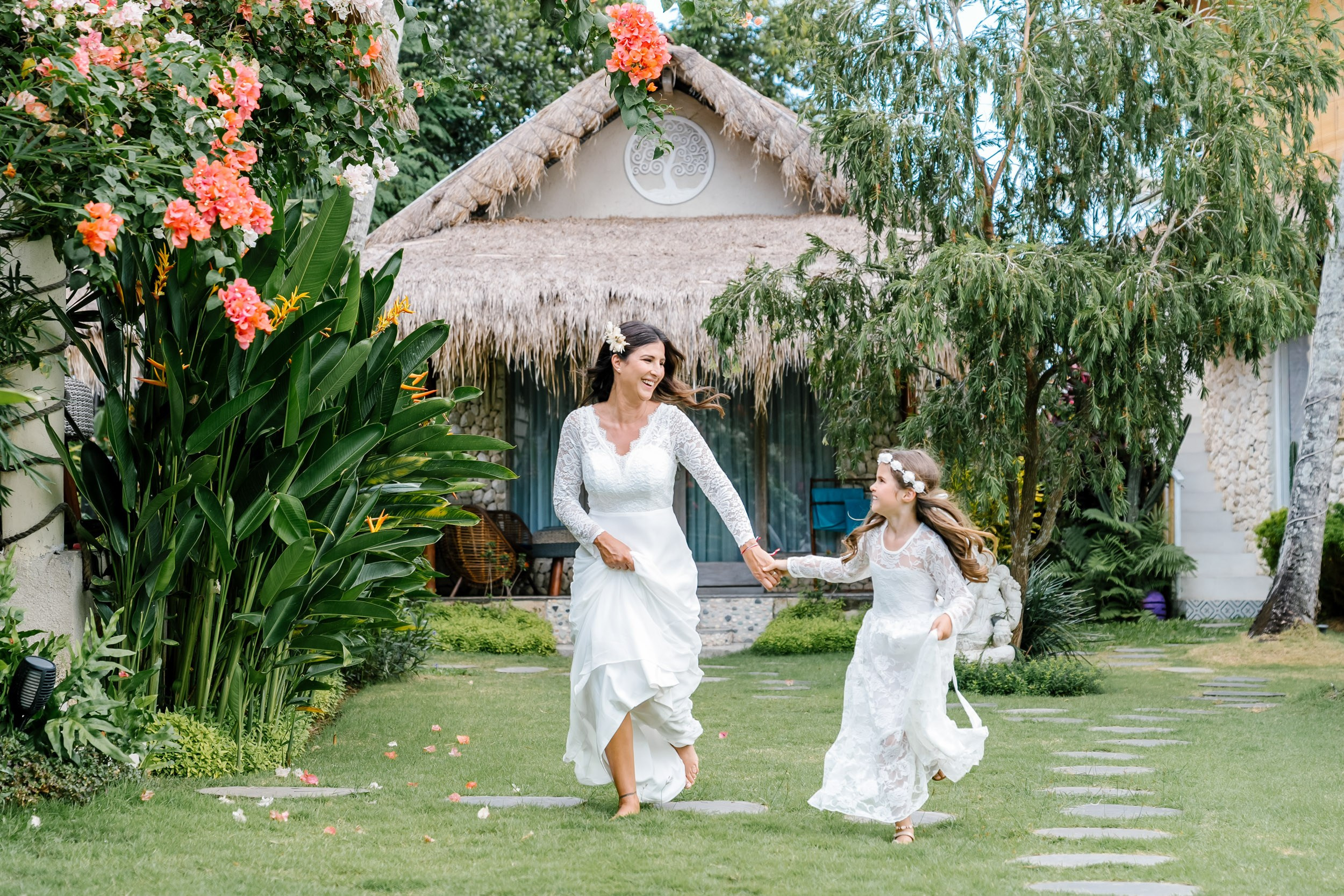 Sebastian & Alessandrina. Female Photographer in Bali