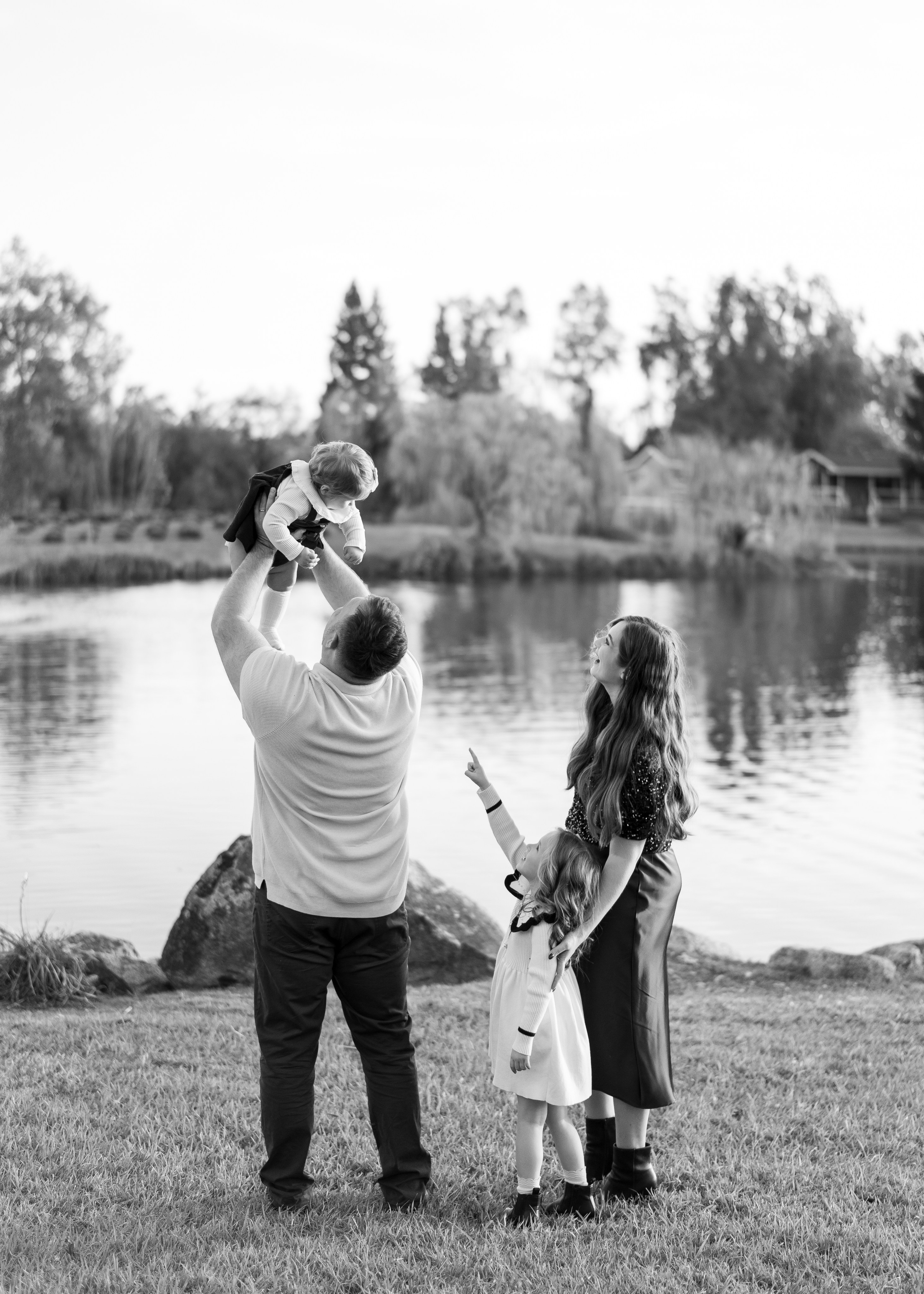 Klyushin family. Family photographer in Sacramento | Sofia Pavenko