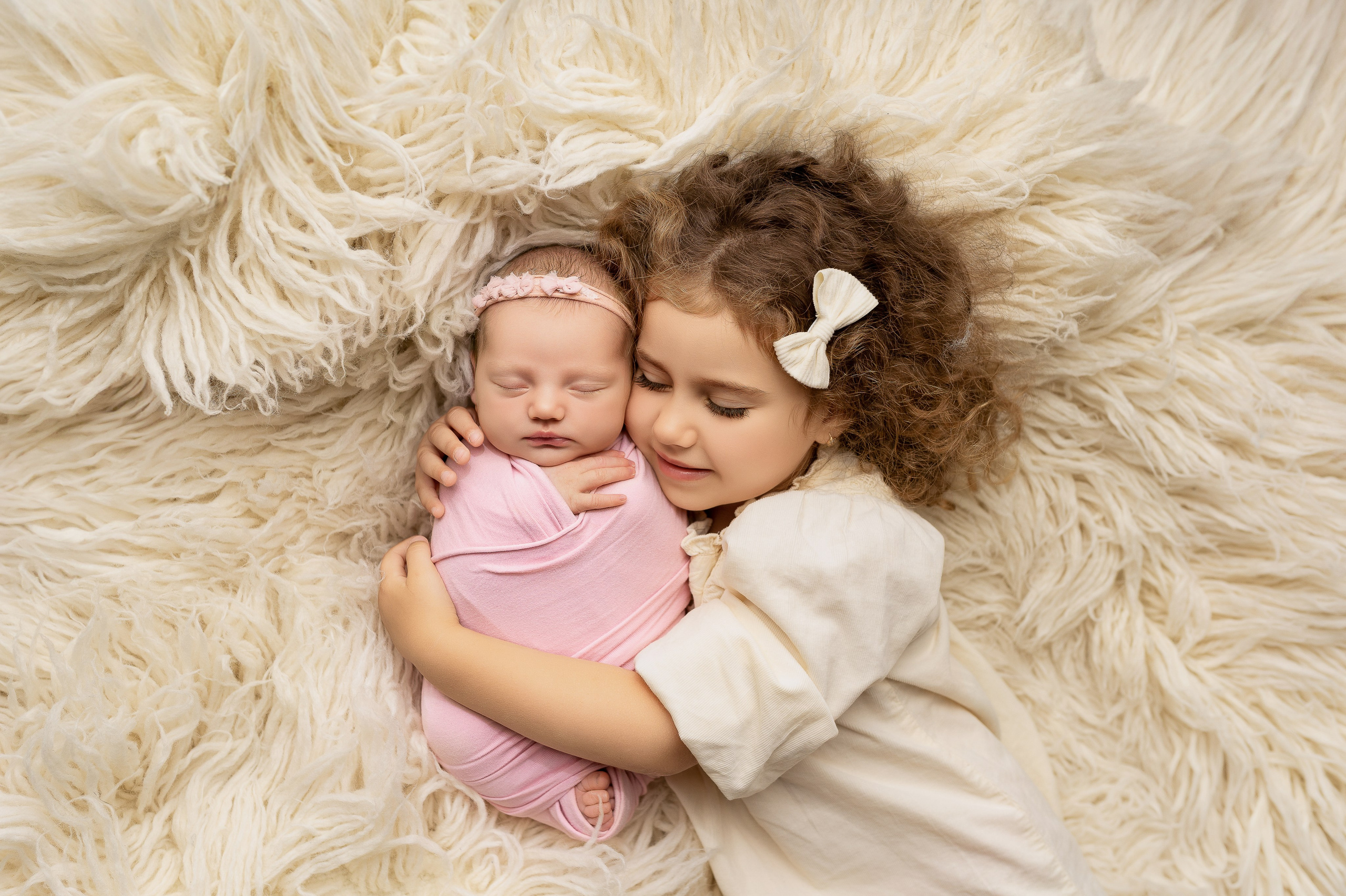 Esu Aleksandra naujagimių ir kudikių fotografė iš Vilniaus