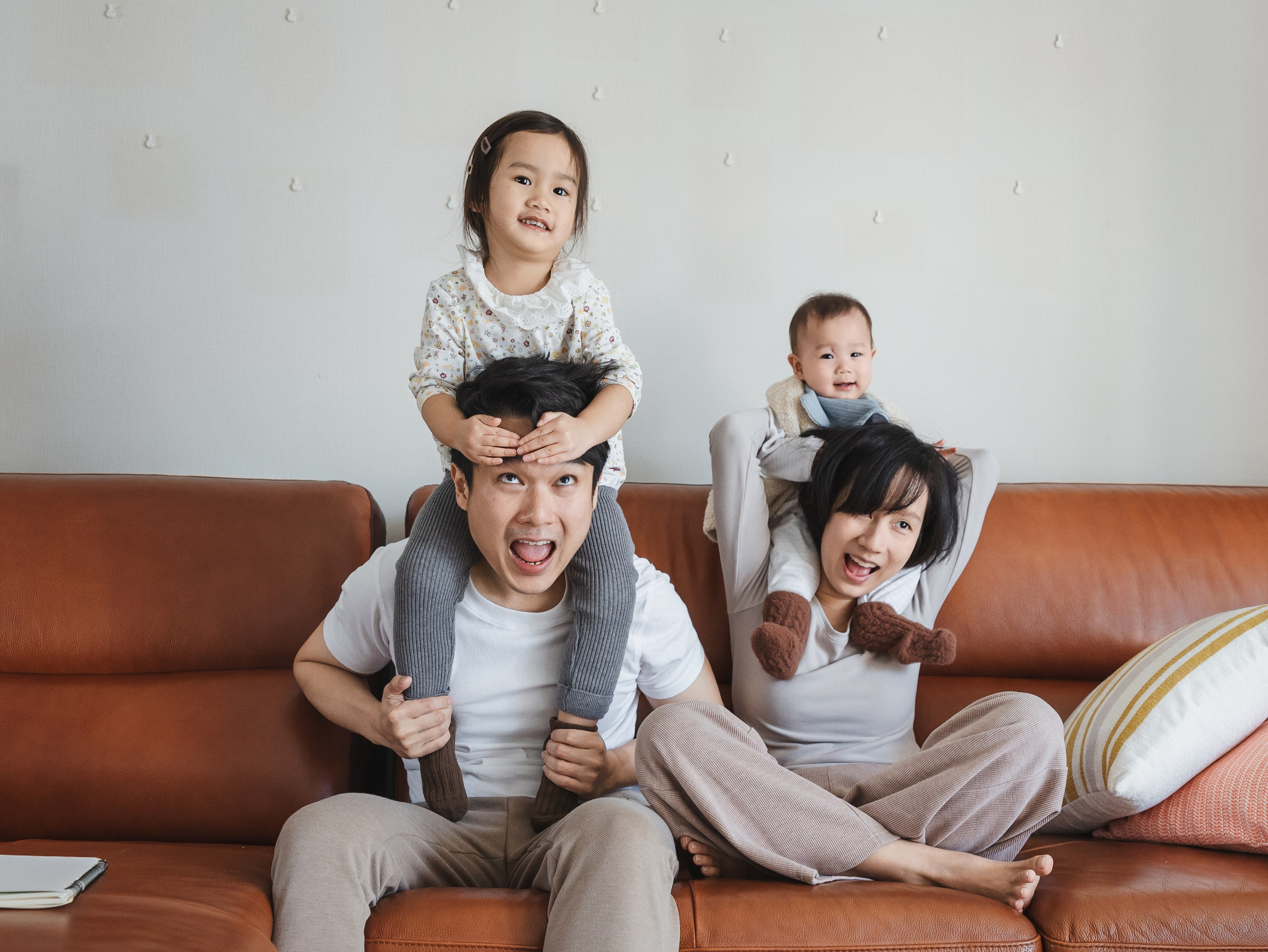 Family photograph in Shanghai. Shanghai Family Photographer Dora