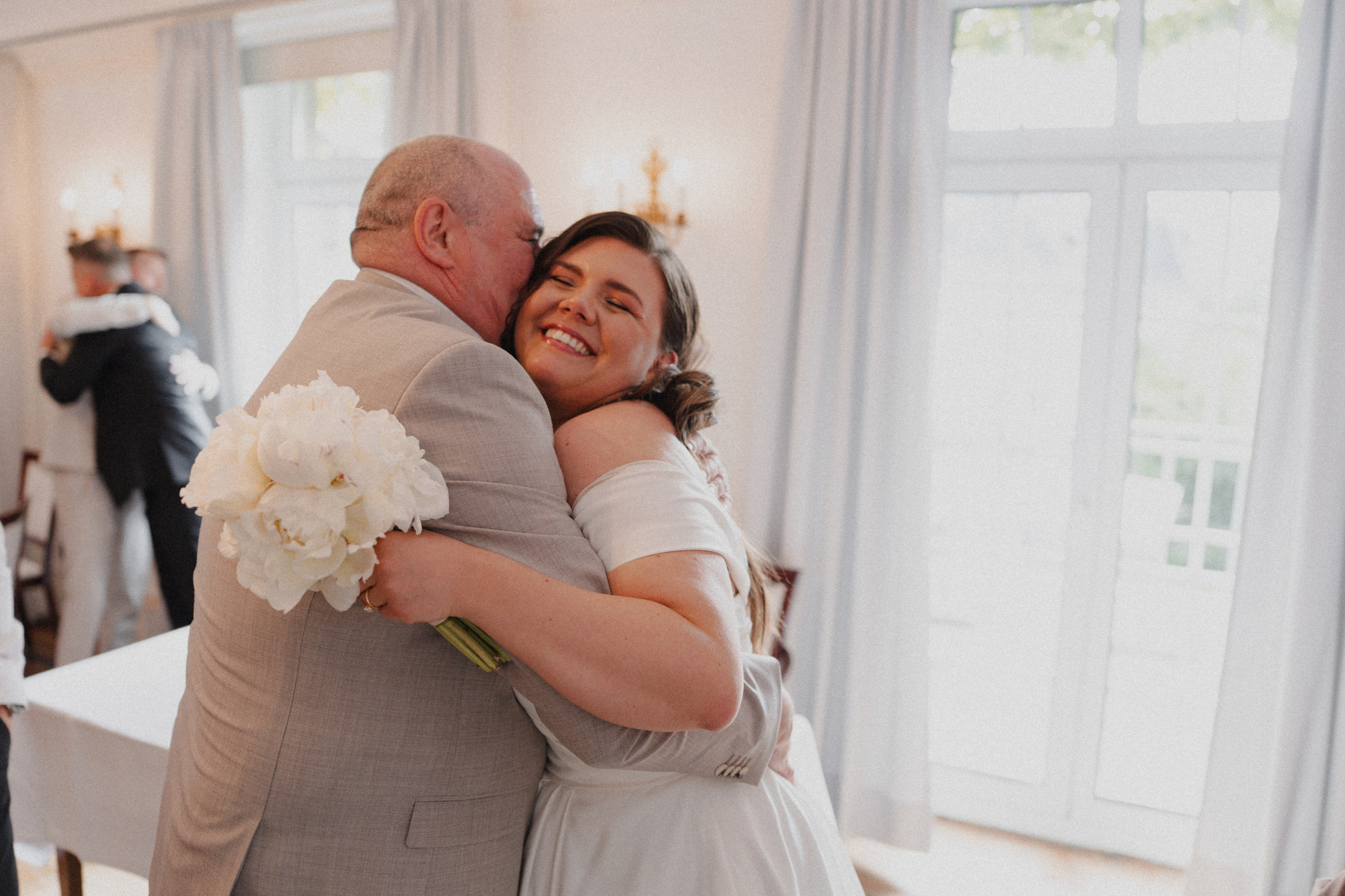 Jessica & Felix I Gesellschaft Harmonie Bochum. Hochzeitsfotografin Bochum | Halyna Reiche Fotografie NRW