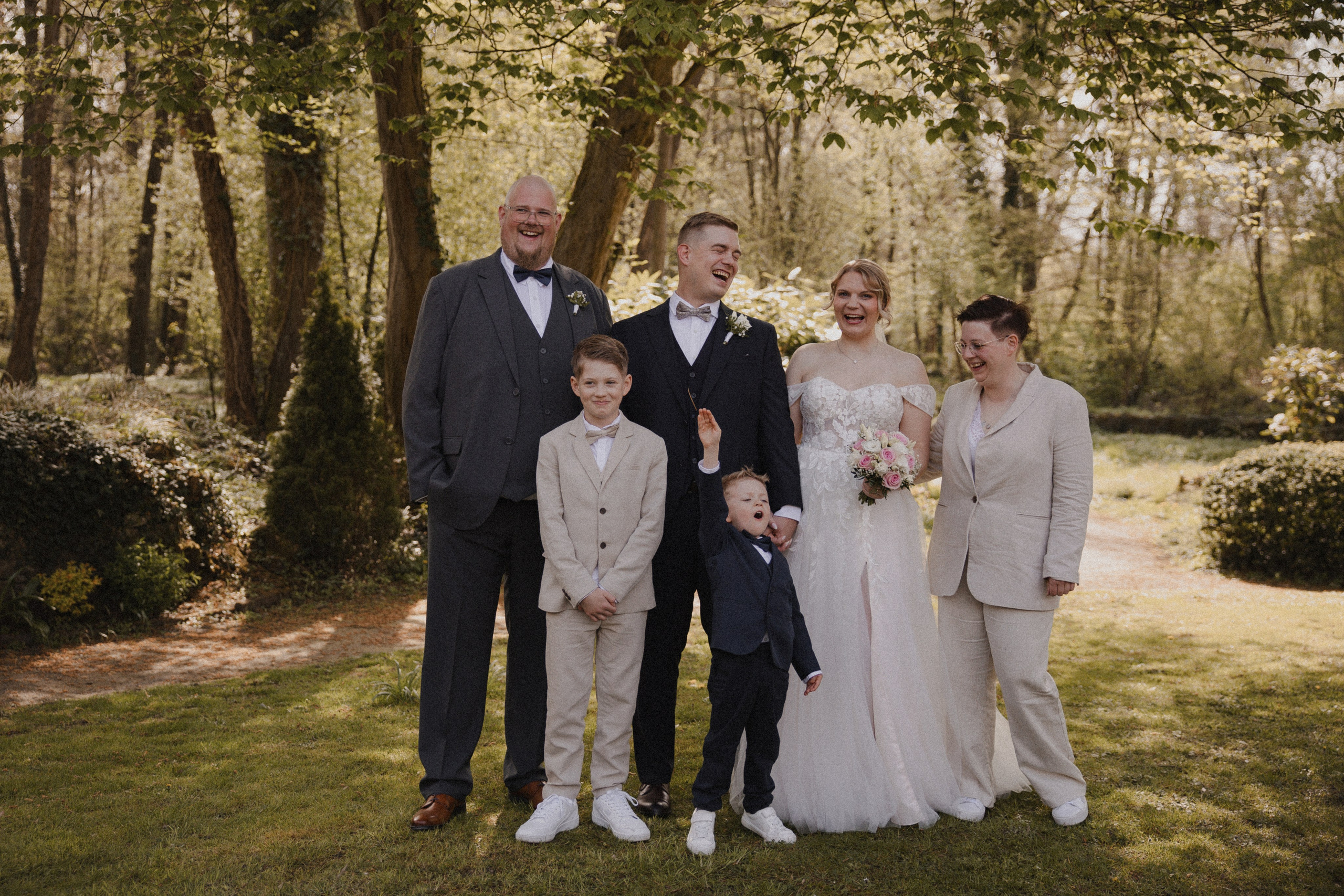 Lorena & Jan l Schloss Sythen. Hochzeitsfotografin Bochum | Halyna Reiche Fotografie NRW