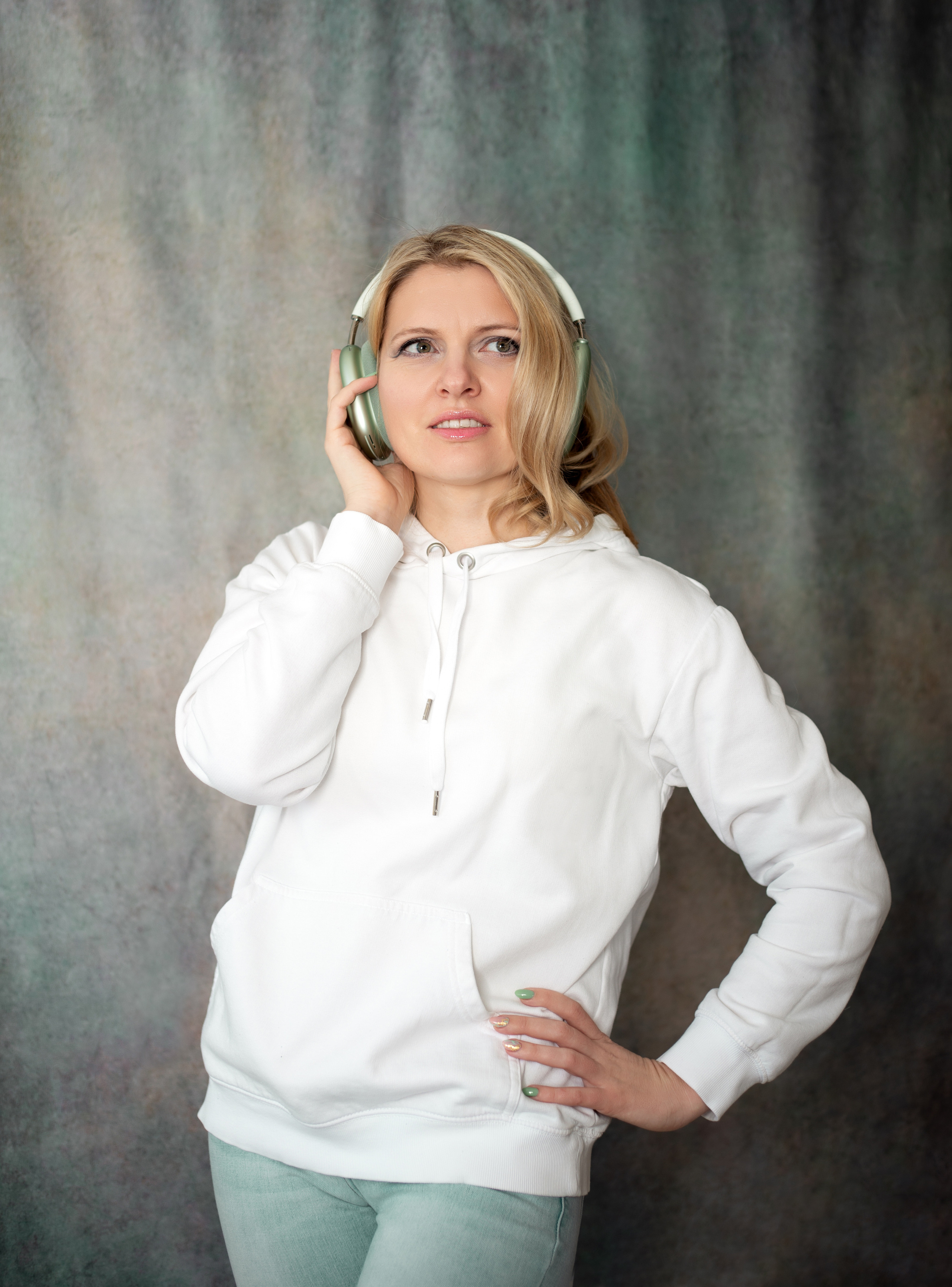 Designer. YuAnna studio. Family & Kids Photographer in Seattle area, located in