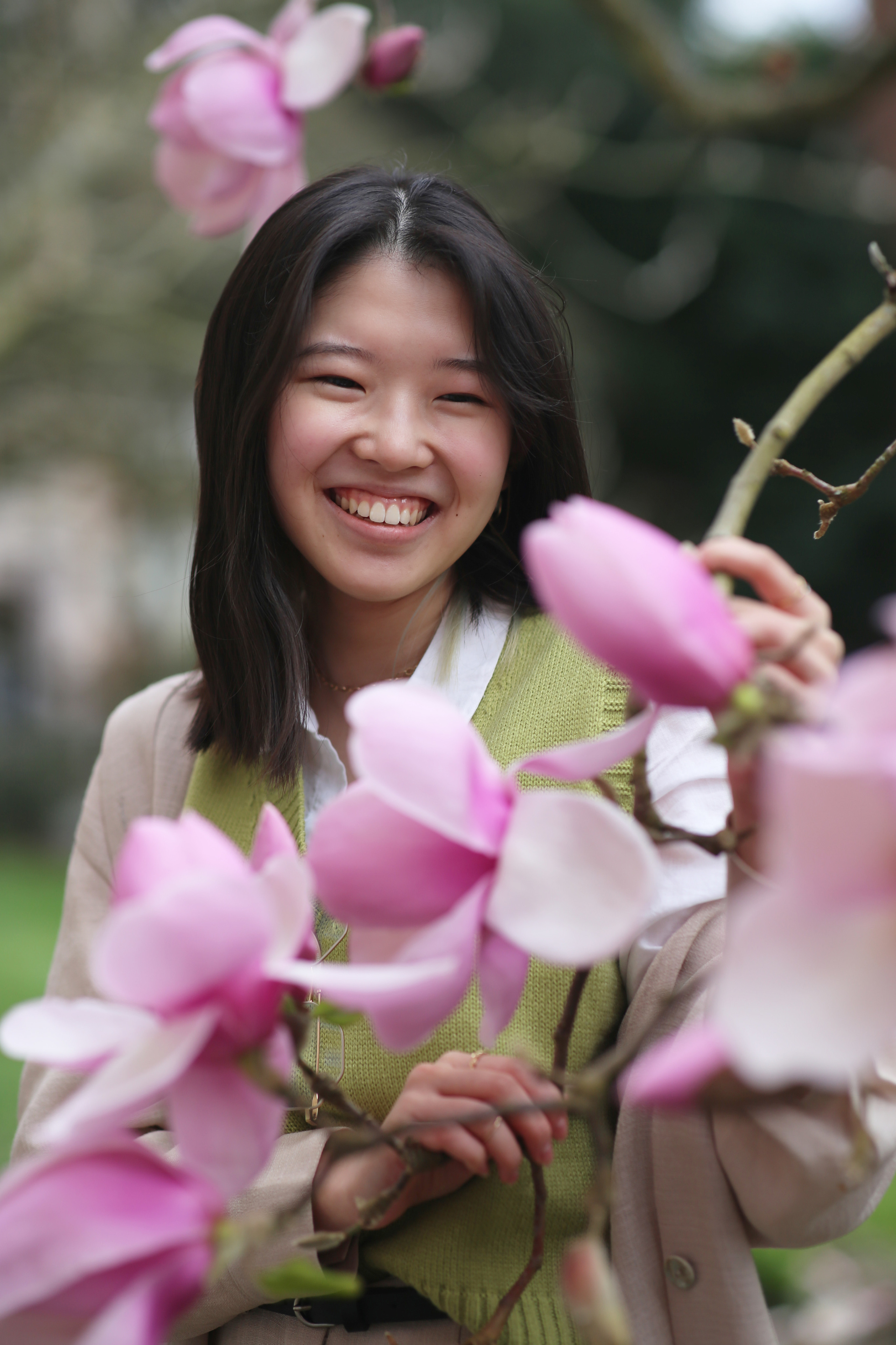 Spring Blossom. YuAnna studio. Family & Kids Photographer in Seattle area, located in