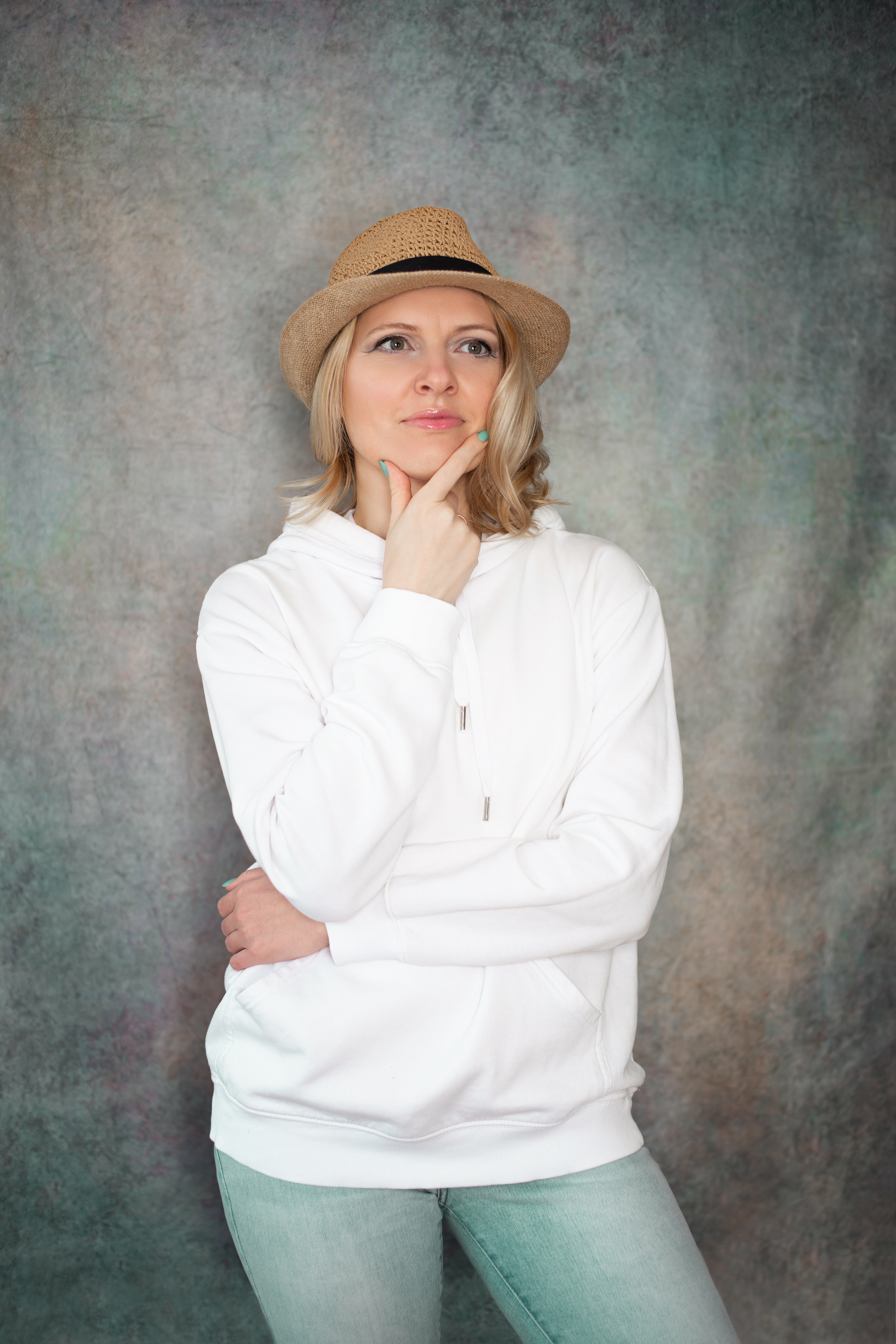 Designer. YuAnna studio. Family & Kids Photographer in Seattle area, located in