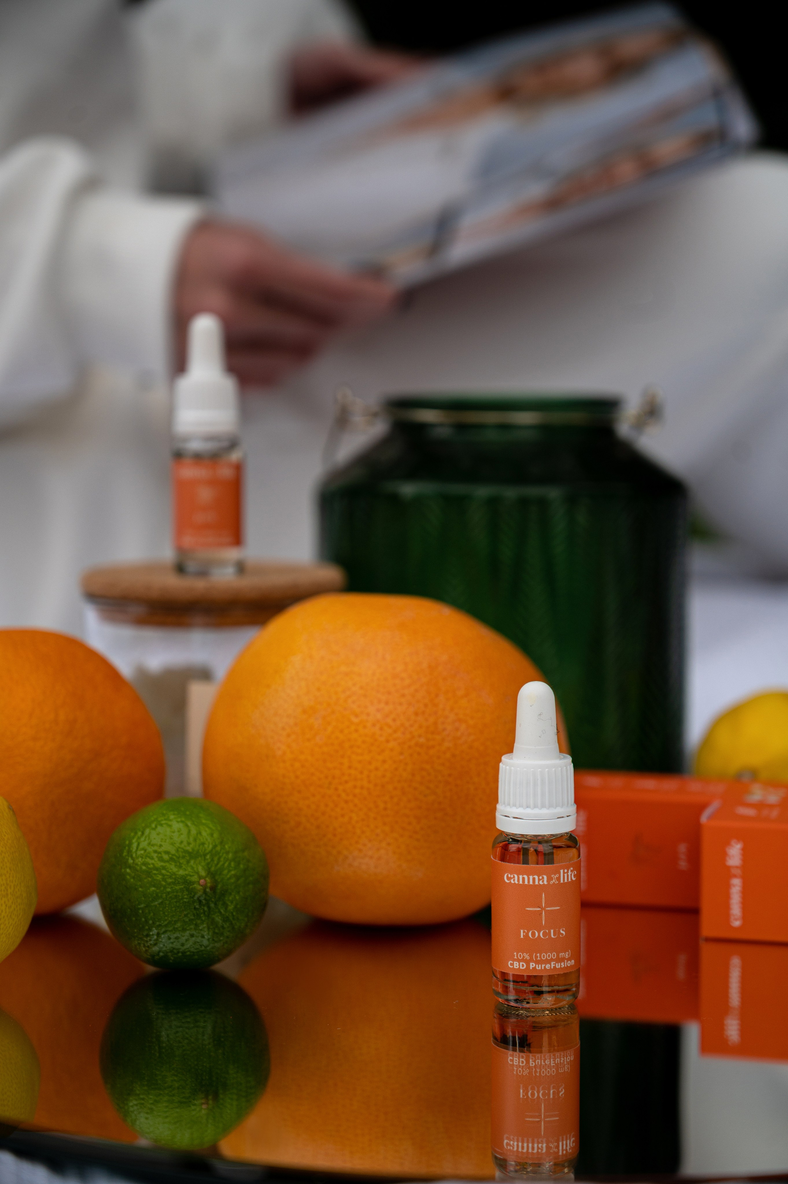 CannaXlife CBD products. ANNA-MARIA PHOTO CONTENT CREATOR — фотограф, эстет, художник и визуальный эксперт в Instagram, работающий в Праге