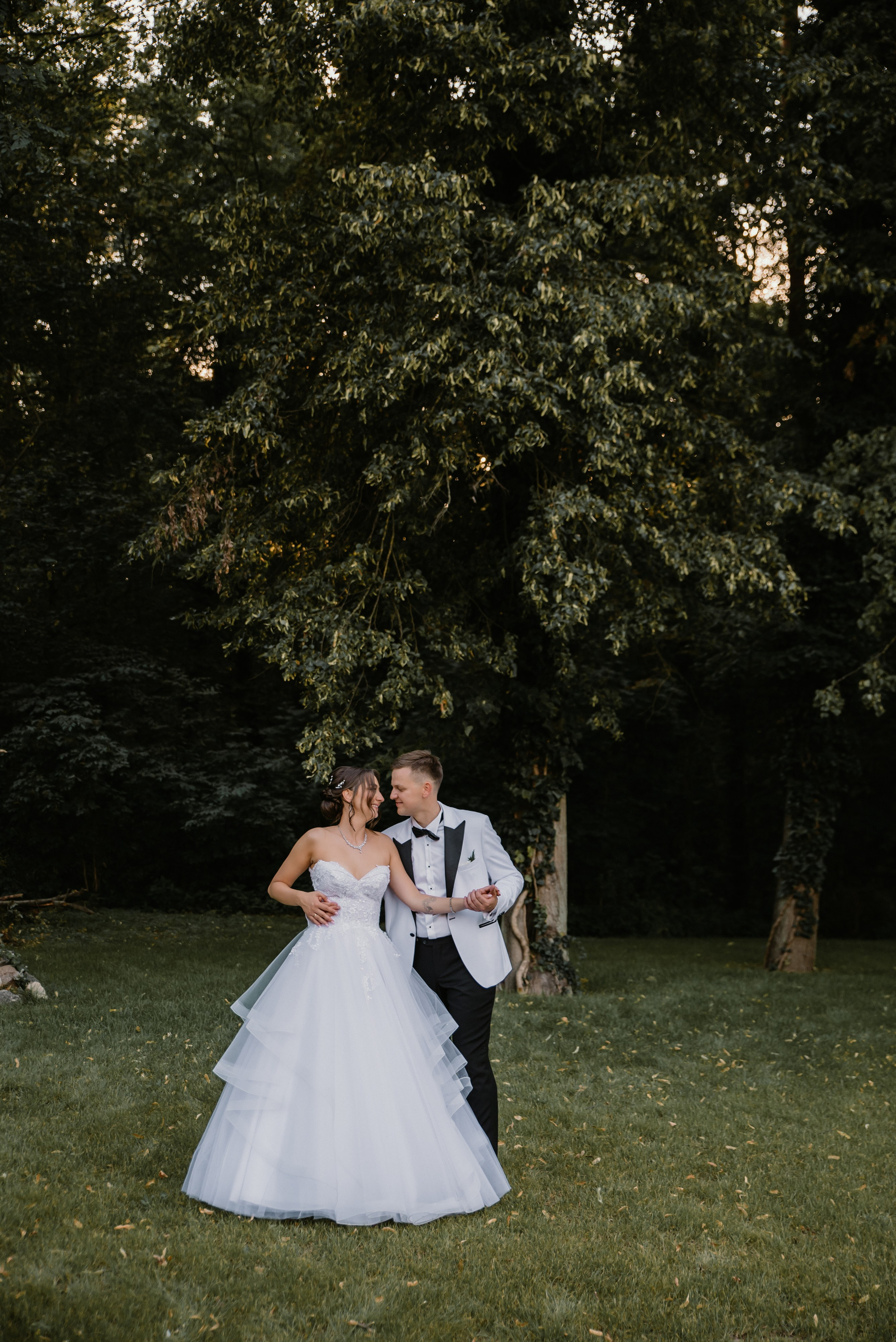 Aleksandra & Patryk. Eugene Save – Fotograf Ślubny i Rodzinny | Warszawa i Cała Polska
