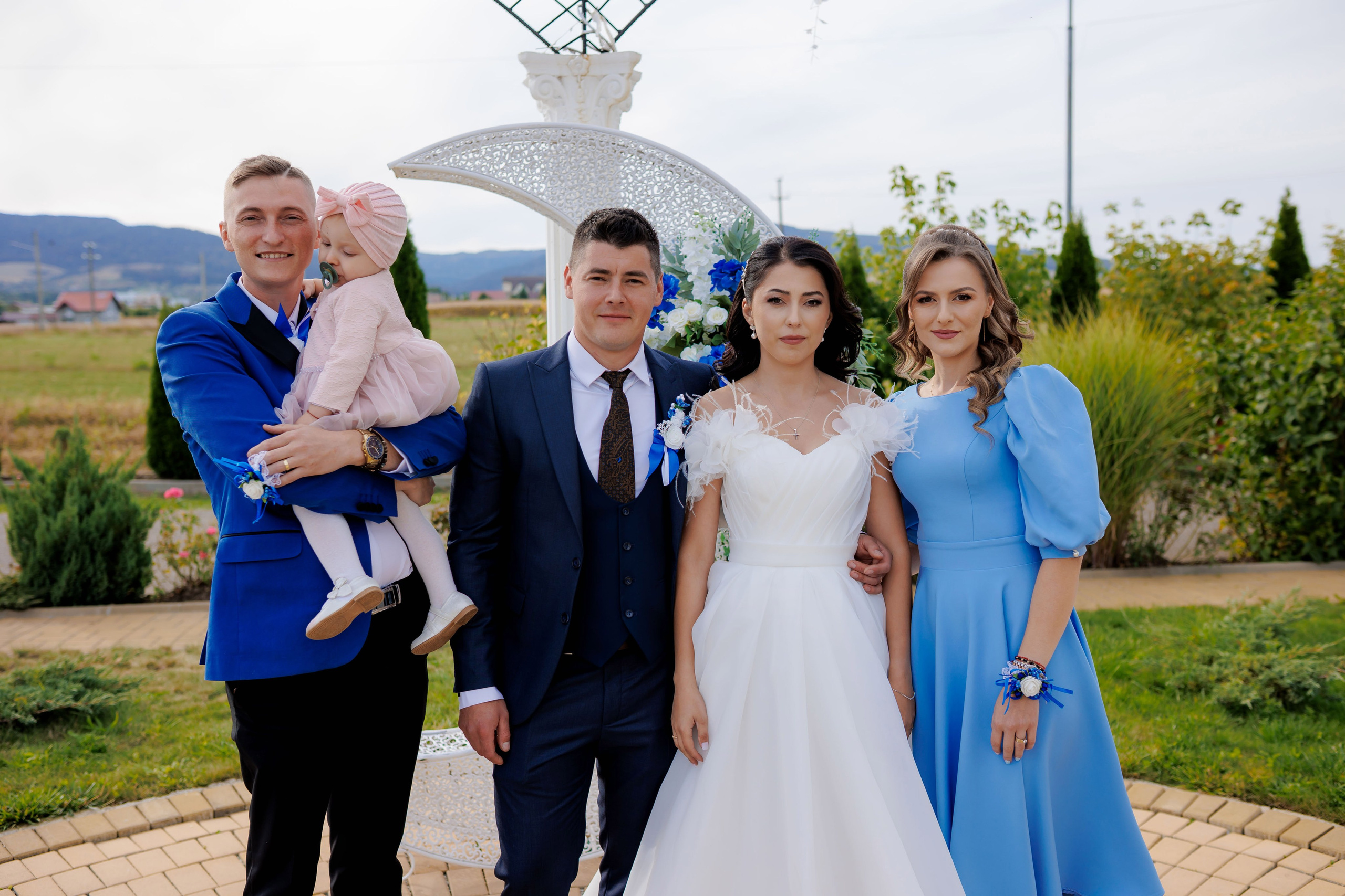 Loredana & Emilian – Ziua Nunții | Videografie - fotografie Botez Suceava, Iași, Botoșani. Servicii foto-video profesionale, pentru momente de neuitat