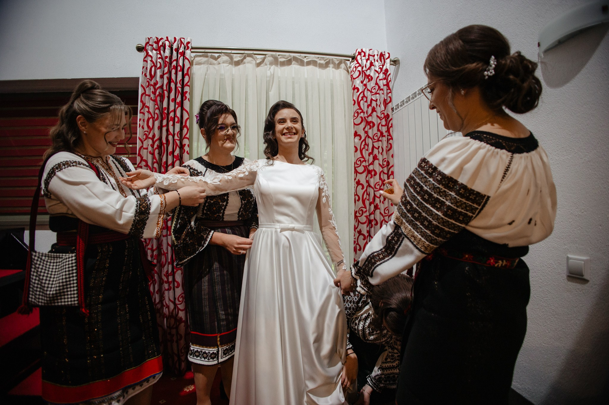 Nunta de Poveste la Sucevița: Cristi și Andreea. Servicii foto-video profesionale, pentru momente de neuitat