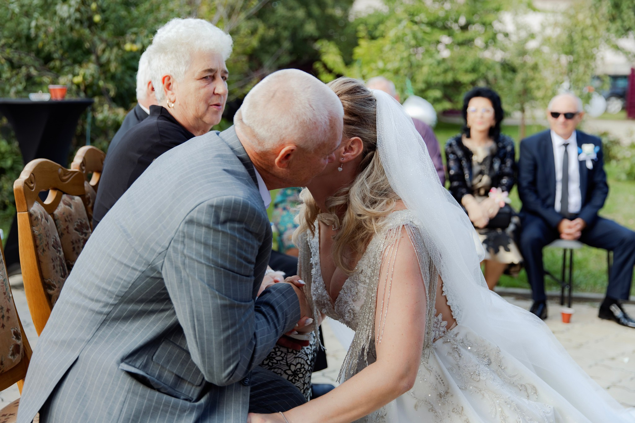 Mihai & Oana. Servicii foto-video profesionale, pentru momente de neuitat