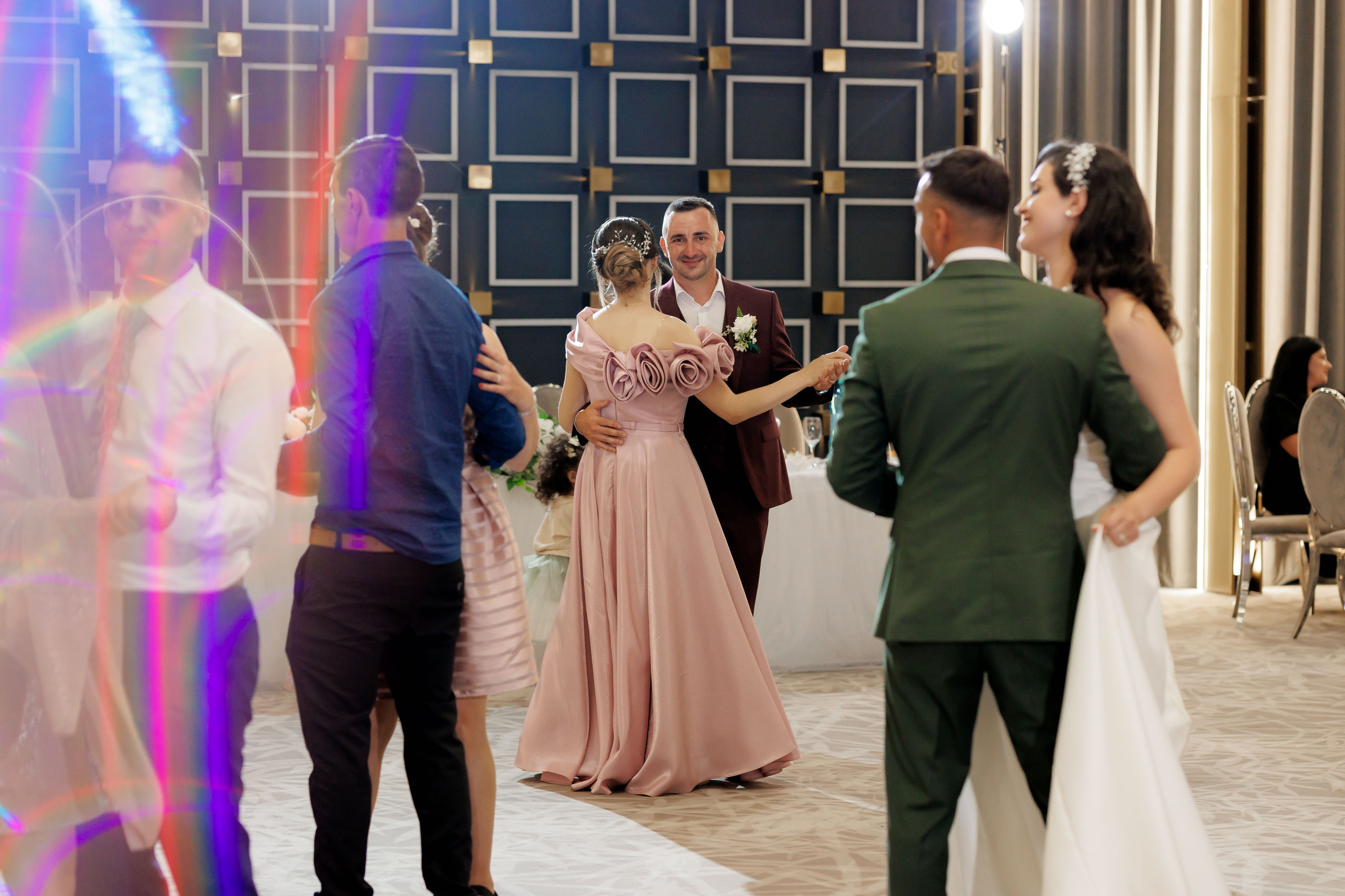 Nunta Nicoleta & Răzvan | Fotografie & Videografie Profesională. Servicii foto-video profesionale, pentru momente de neuitat