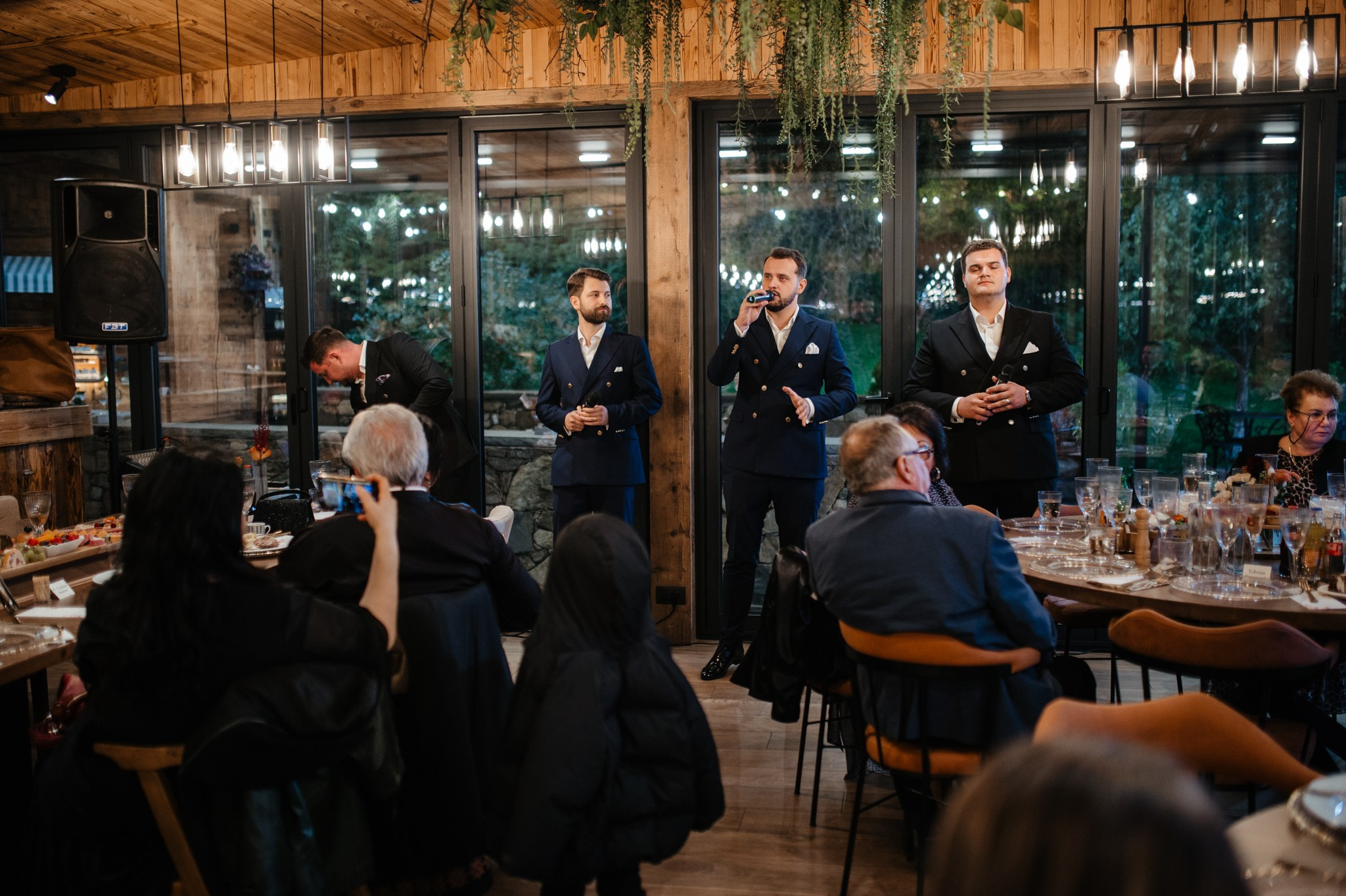 Nunta de Poveste la Sucevița: Cristi și Andreea. Servicii foto-video profesionale, pentru momente de neuitat