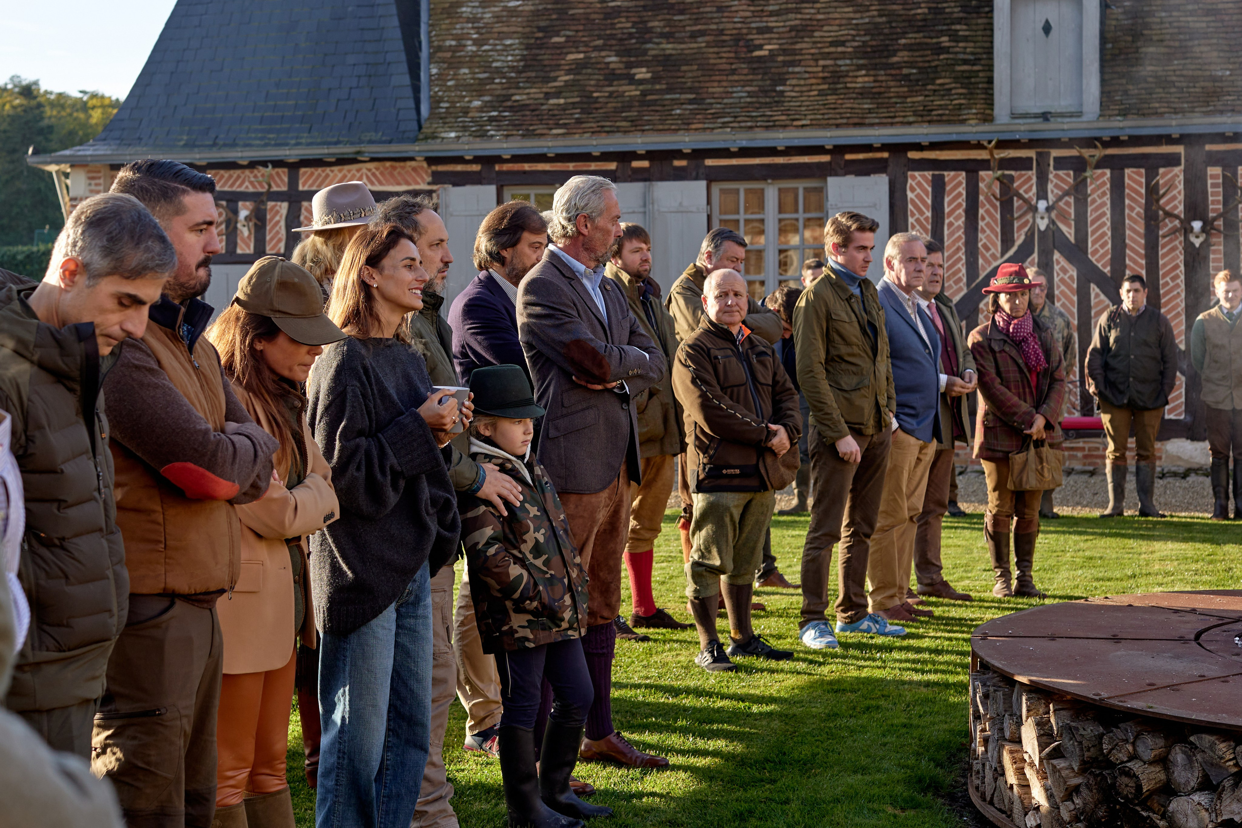 Hunting in France. Amazing photo session at a time convenient for you. Y