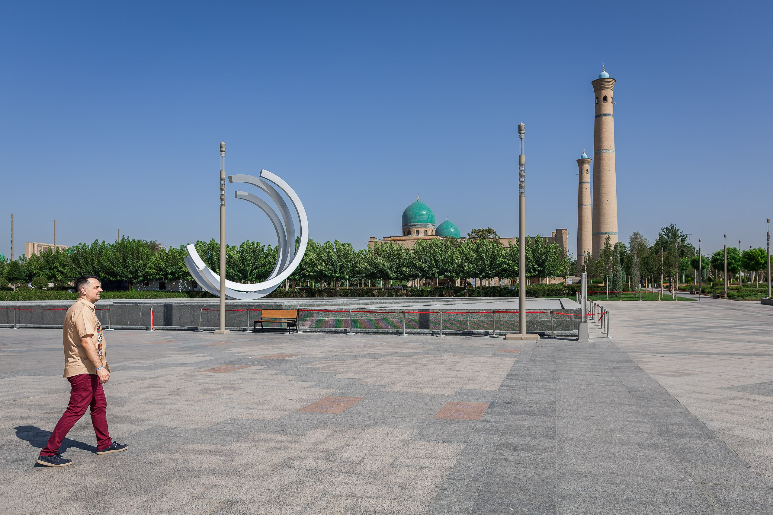 Photographer Tashkent, Uzbekistan — traveler at a historic landmark.