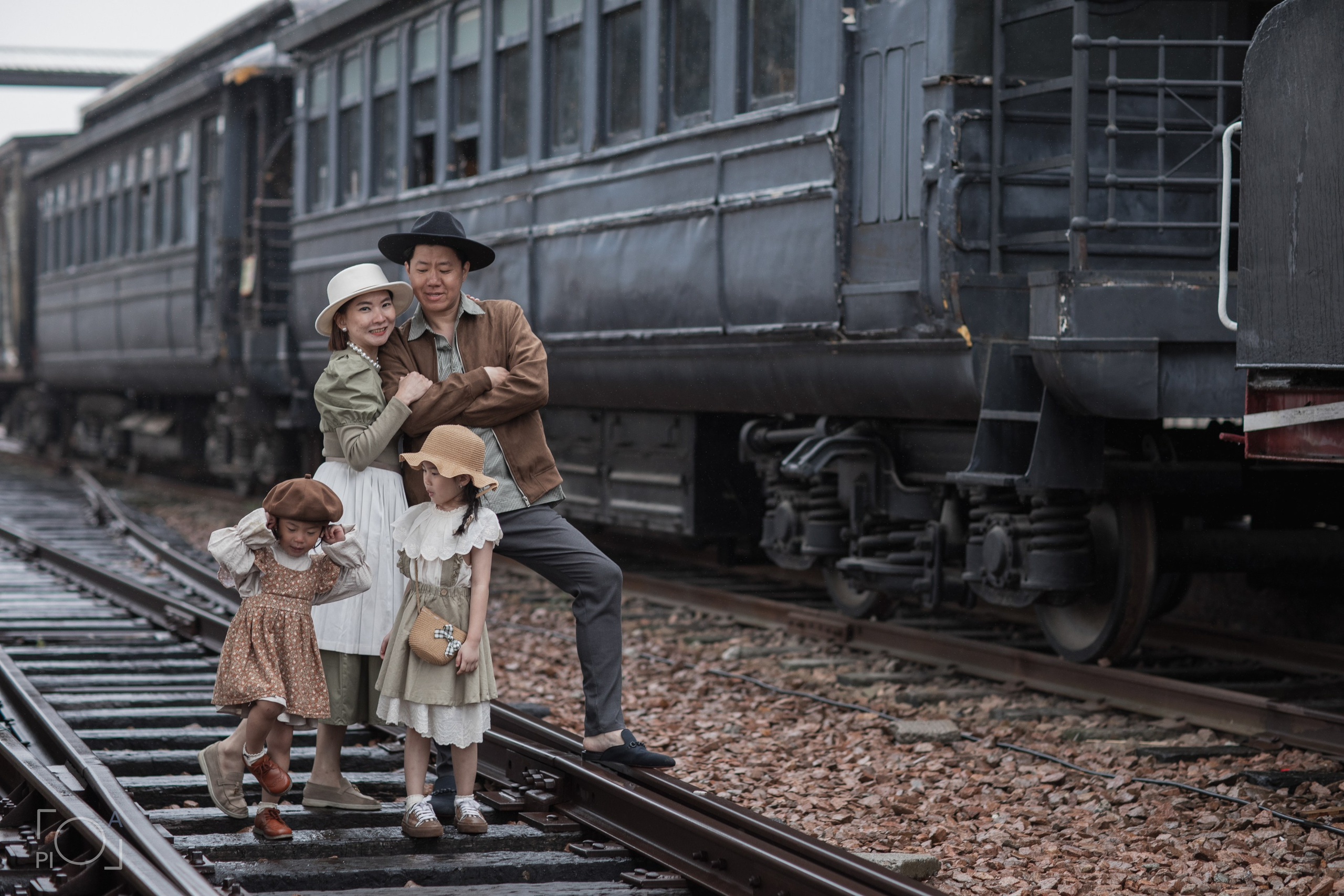 Семейная фотосессия в шанхайской киностудии. Photographer in Shanghai — Lola Pidluskaya