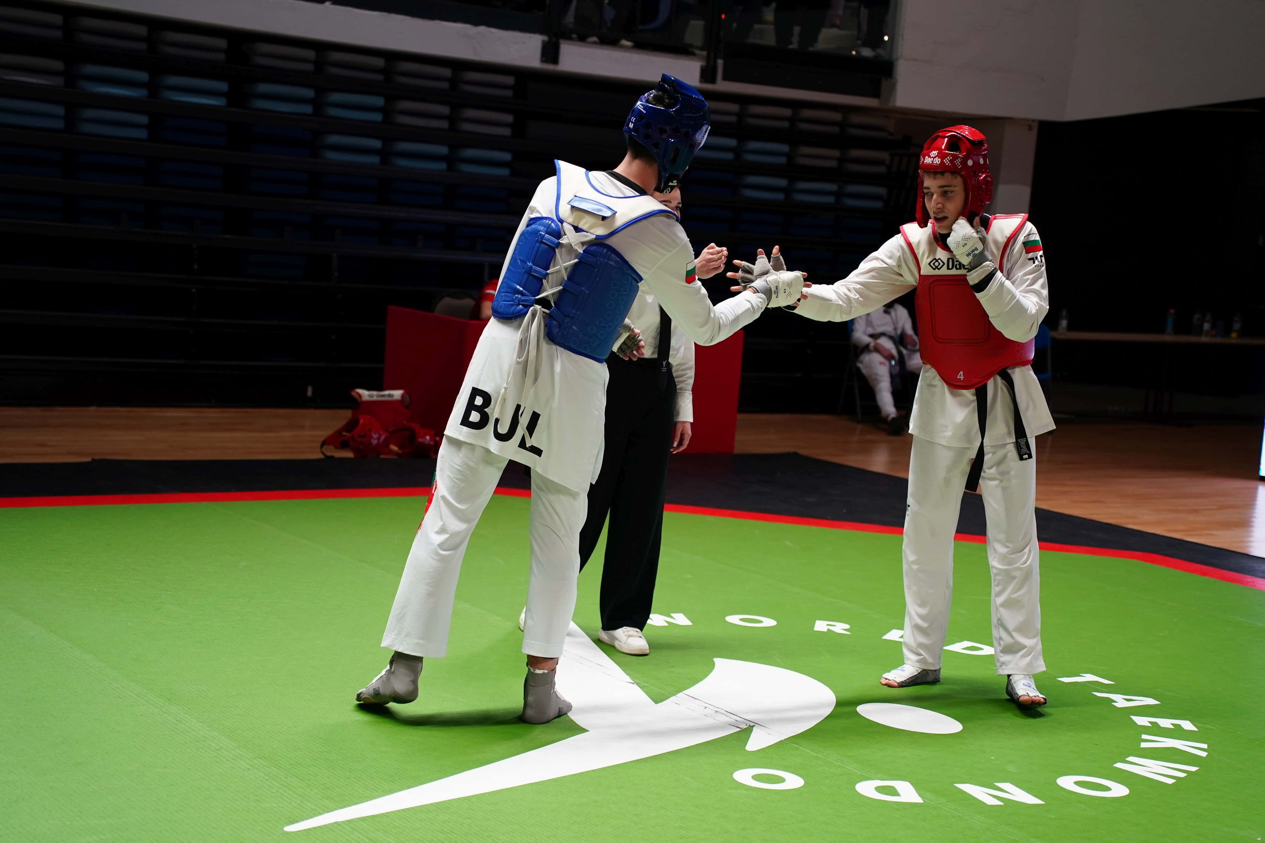 СПОРТНА ФОТОГРАФИЯ: PhotoAdrenaline.com