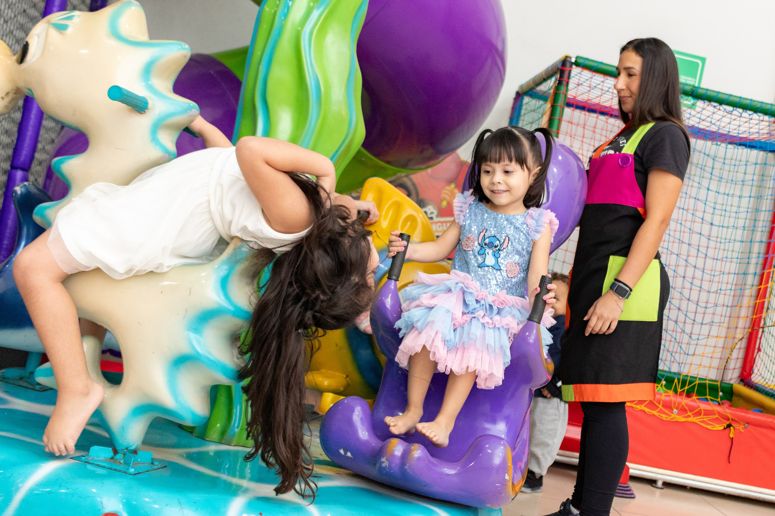 Alice — Aniversário 5 anos. Principal