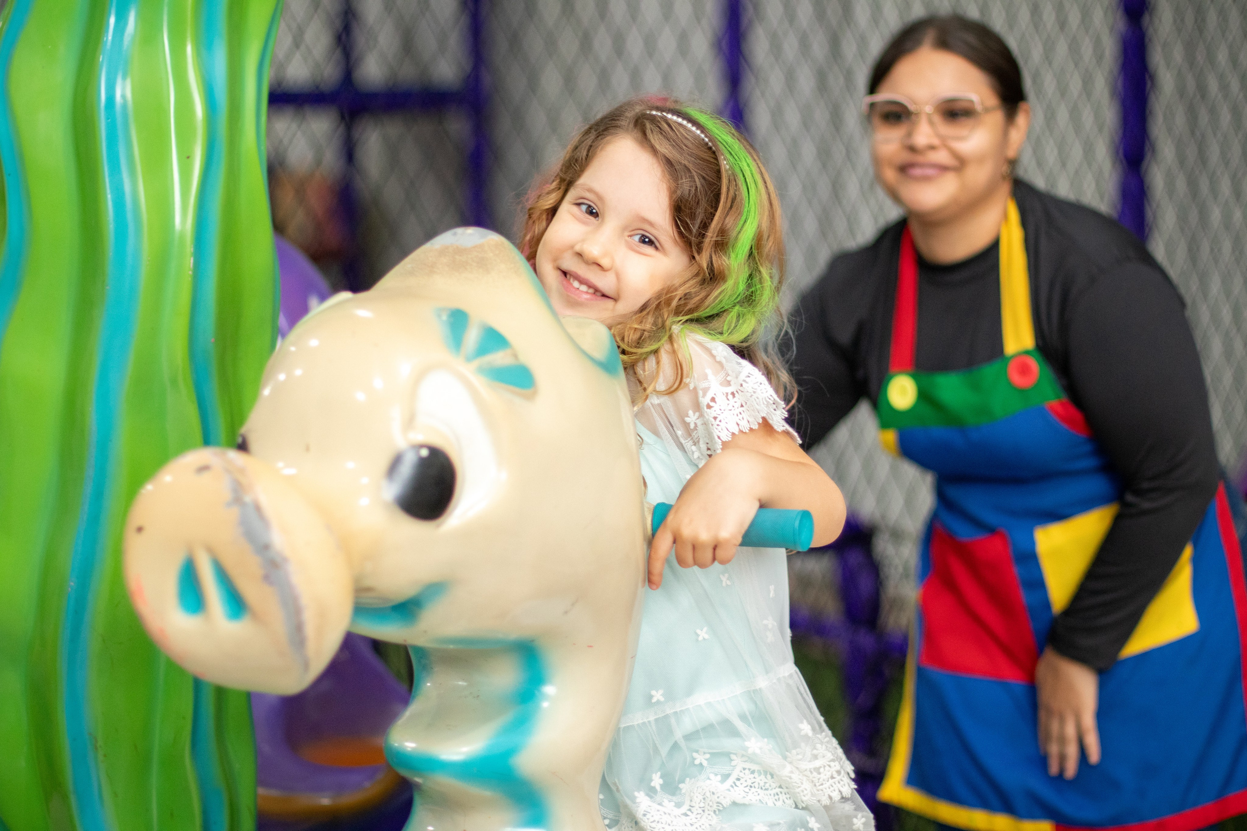 Alice — Aniversário 4 anos. Principal