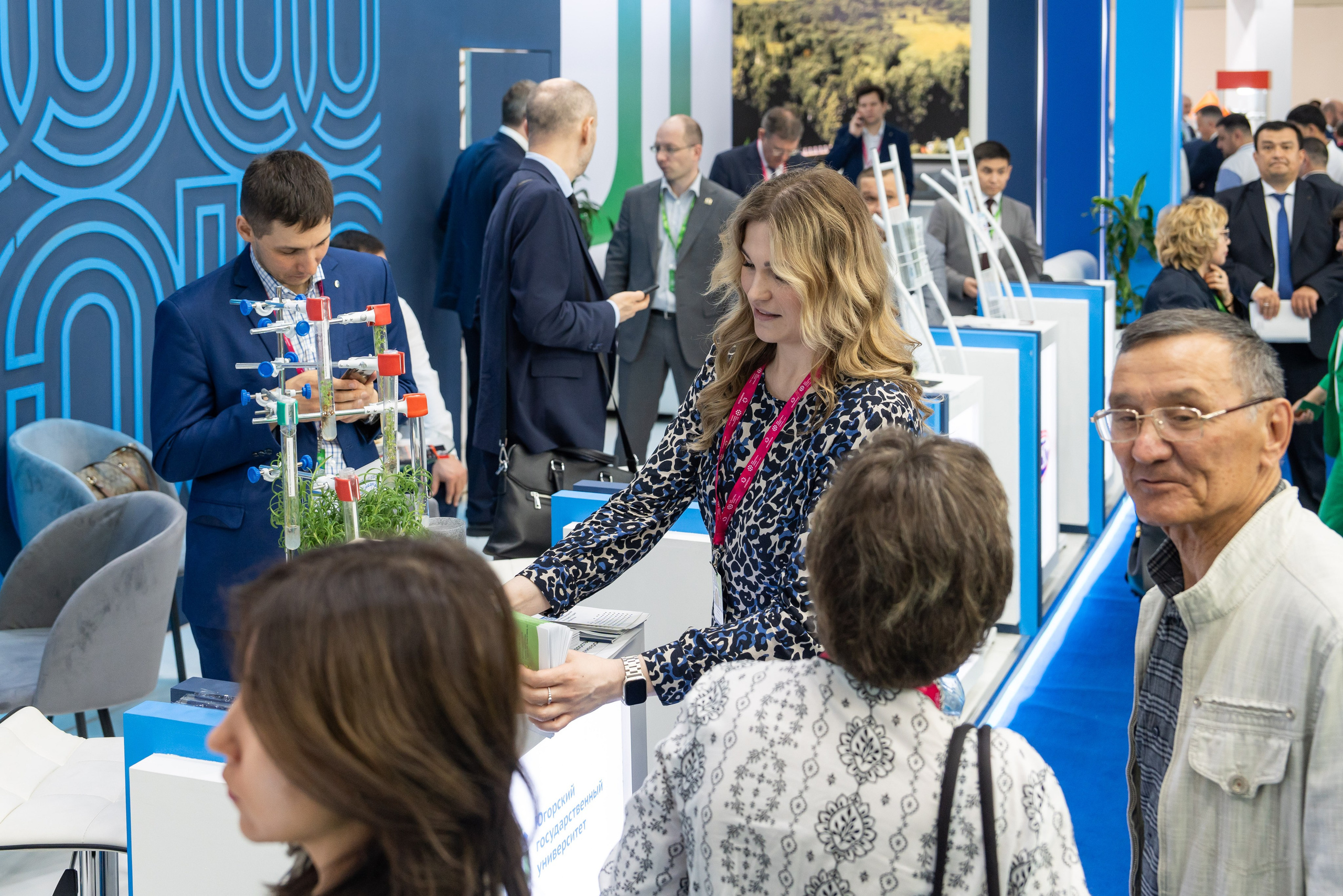 Международная промышленная выставка «ИННОПРОМ. Центральная Азия 2024». Георгий Намазов | Фотограф в Ташкенте