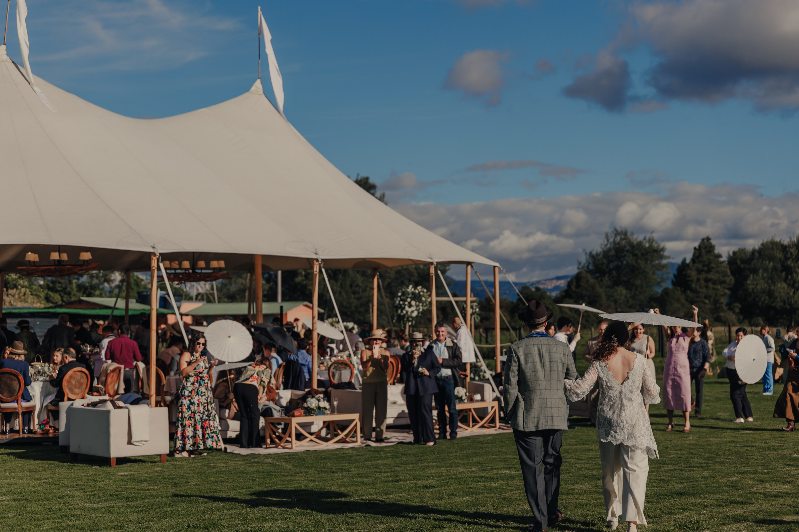 Ana & Sam. UNTERCIO BODAS