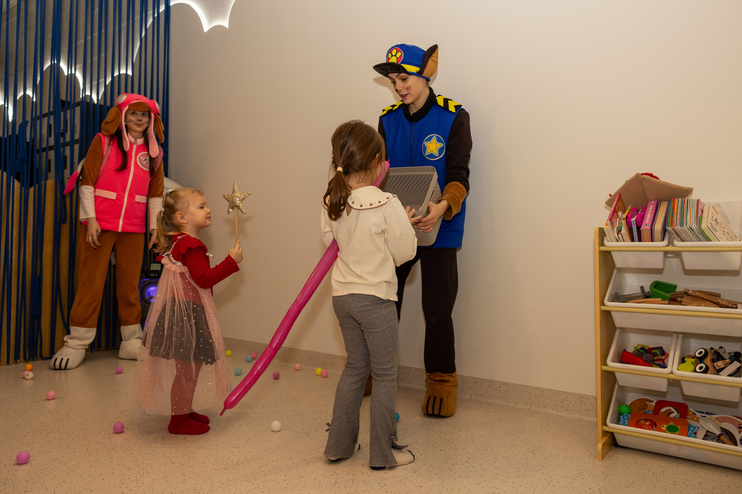 День рождения Артёма 24 января 2026 года. Семейный и детский фотограф в Варшаве Мила Бобровская