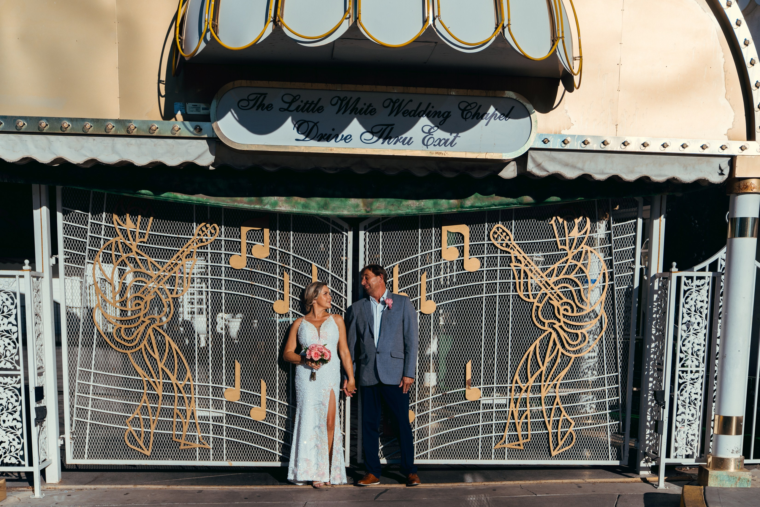 Sandra&Steffen. Renewal vows. Wedding & elopement photographer Viktoriya Kravtsov. Las Vegas