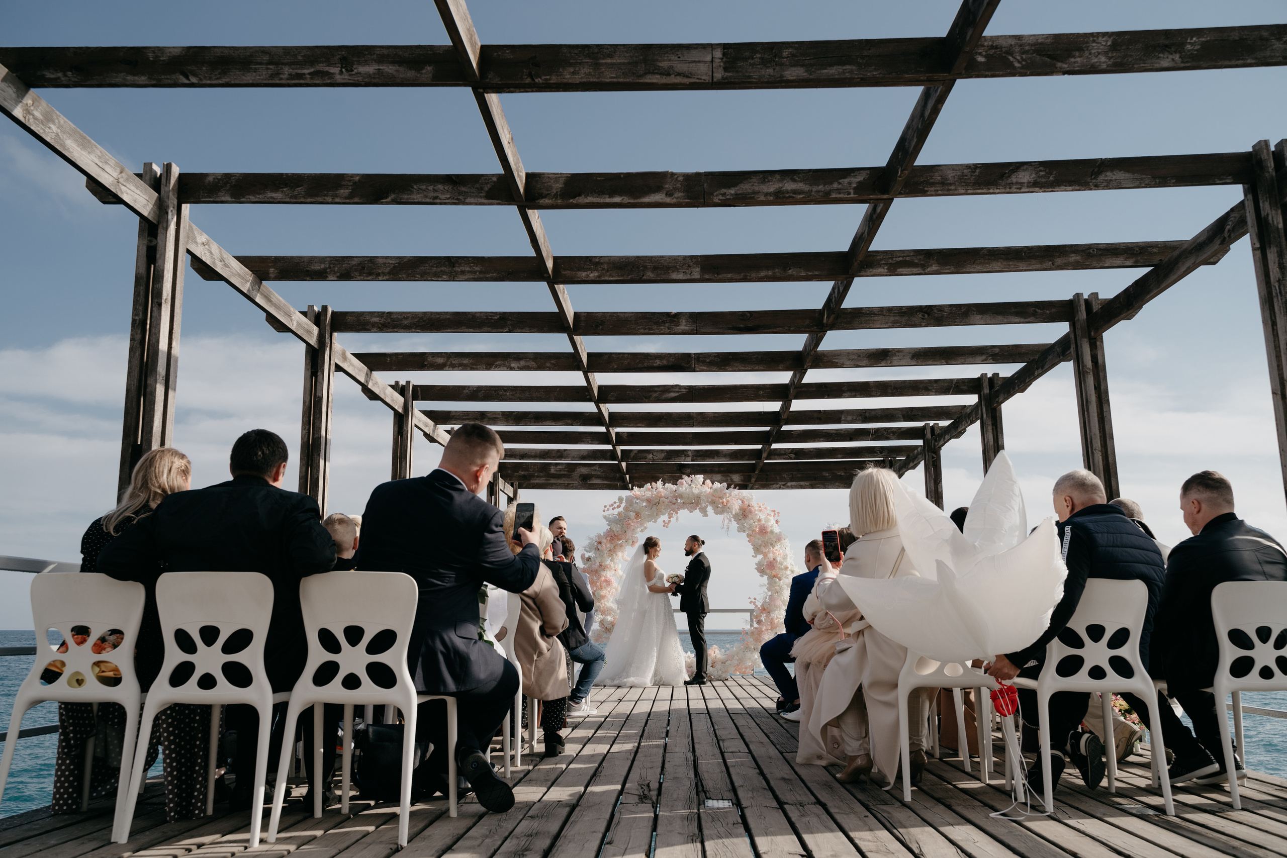 Узунджа и Ливадийский. Свадьба в апреле в Крыму. Свадебный и семейный фотограф Алексей Попов. Штутгарт, Германия