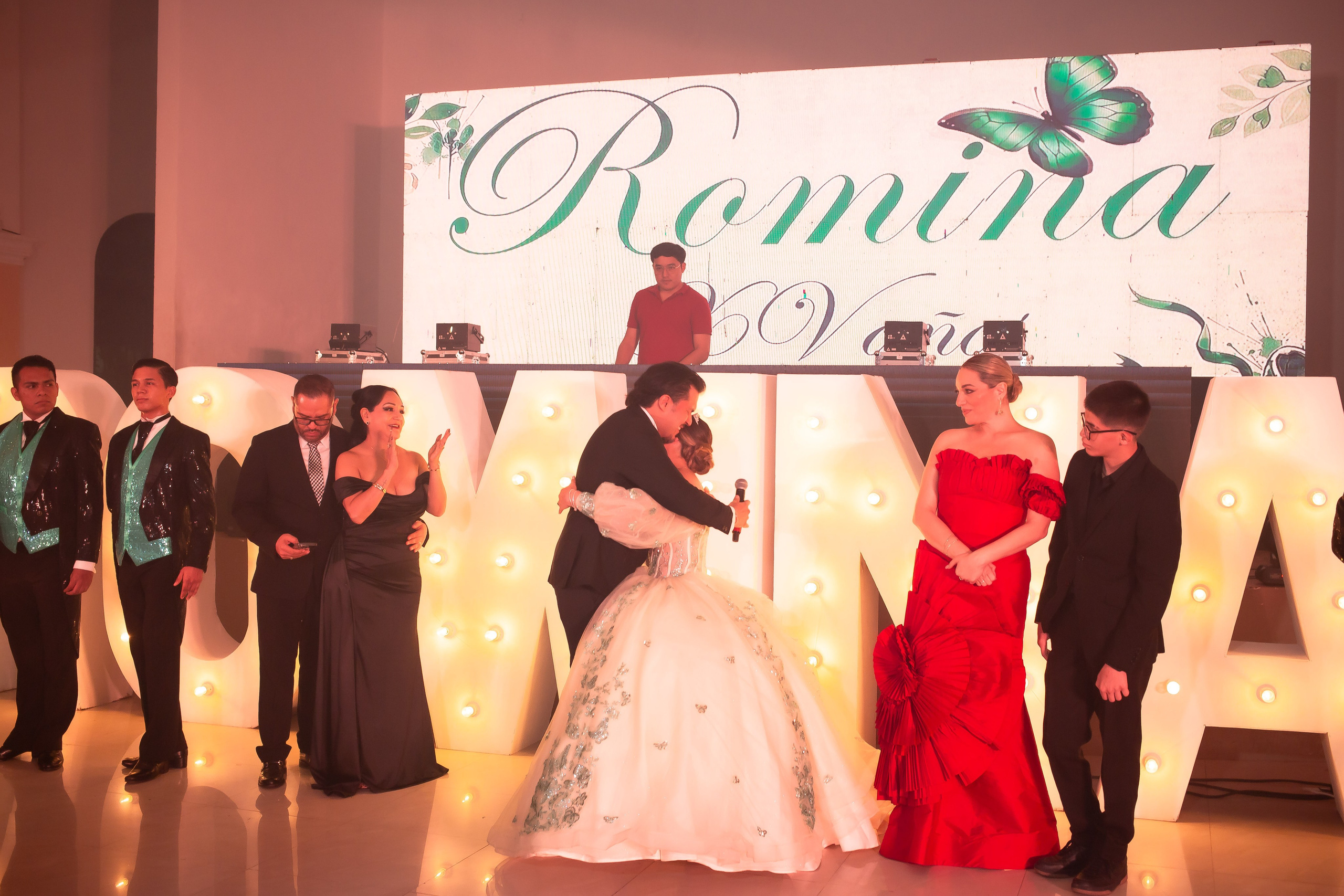 XV AÑOS ROMINA