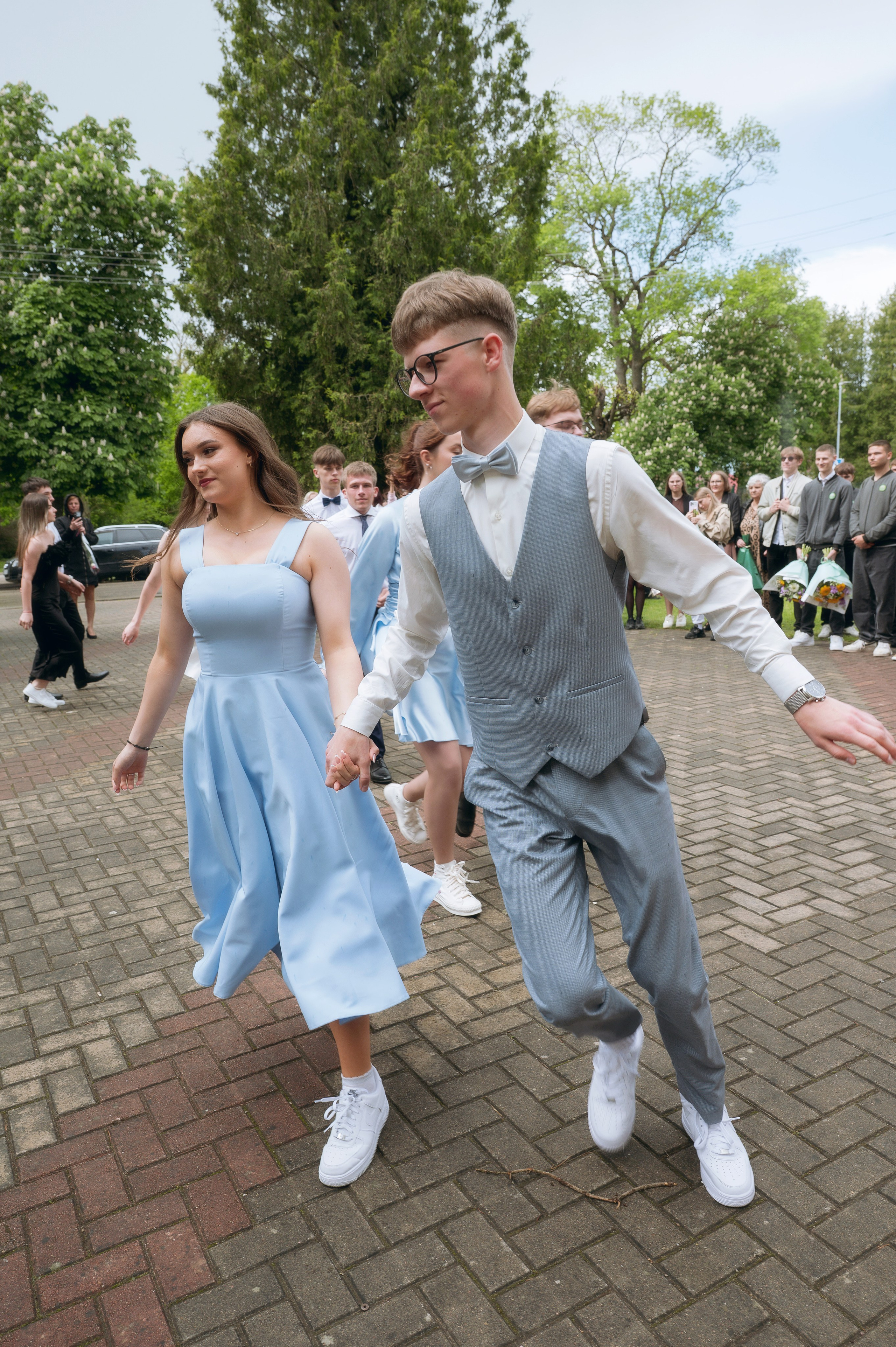 Paskutinis skambutis Joniškėlyje. Vestuvių fotografė Santa Jonuškė | Šiaulių apskritis, Panevėžio apskritis ir visa Lietuva