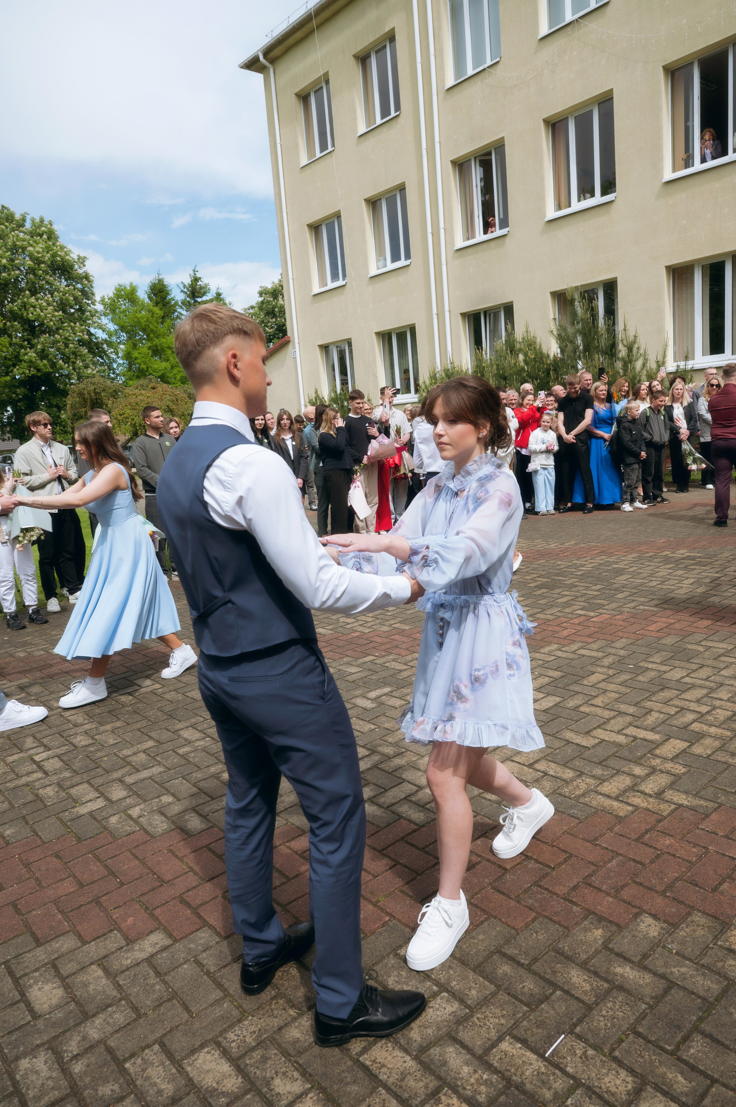 Paskutinis skambutis Joniškėlyje. Vestuvių fotografė Santa Jonuškė | Šiaulių apskritis, Panevėžio apskritis ir visa Lietuva