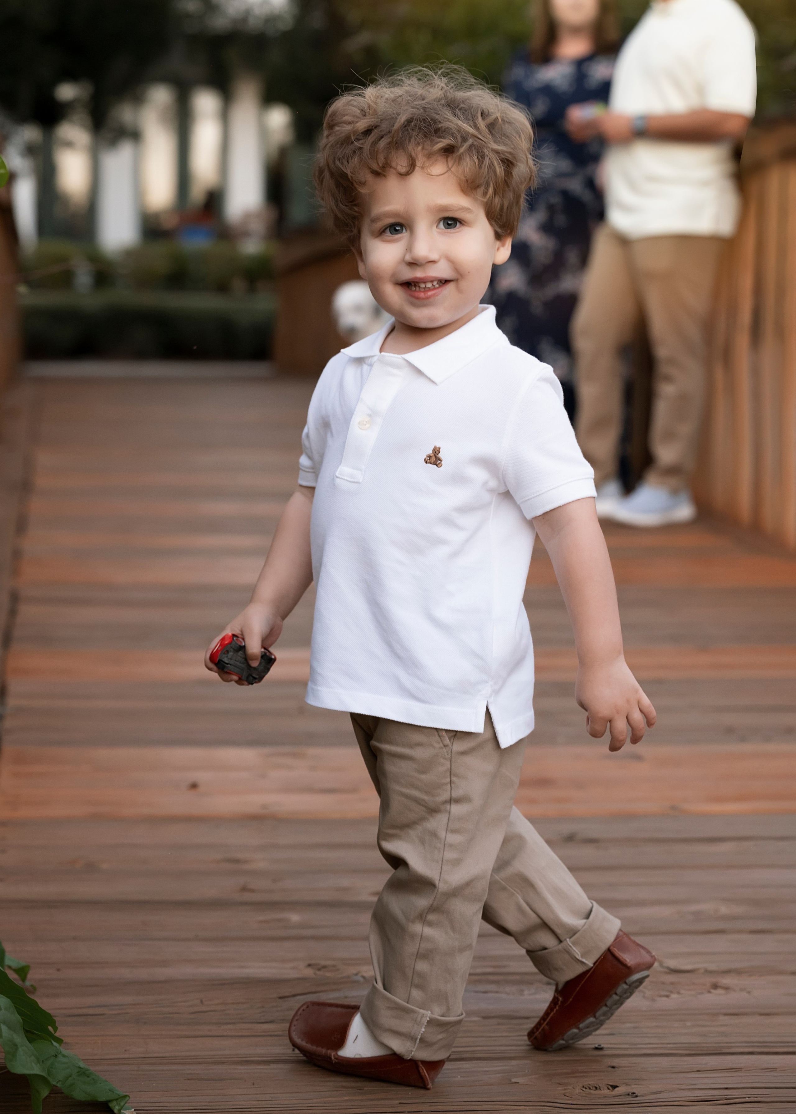 Family session outside. Portrait, kids and family photographer in Wesley Chapel Alina Alice Osipova