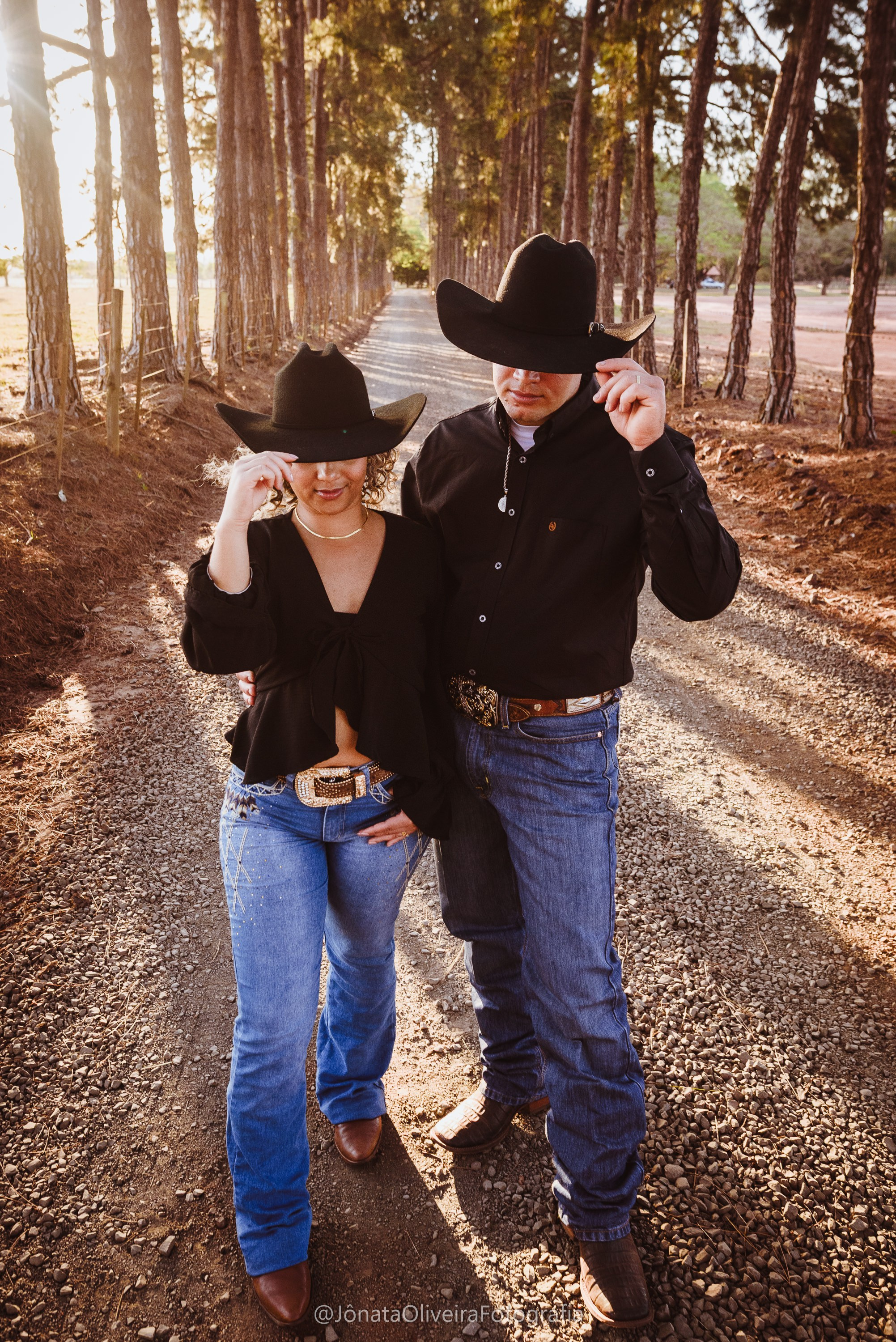 Pre Wedding Luérica e Vinicius. Fotografia de casamentos e ensaios em avaré Jônata Oliveira