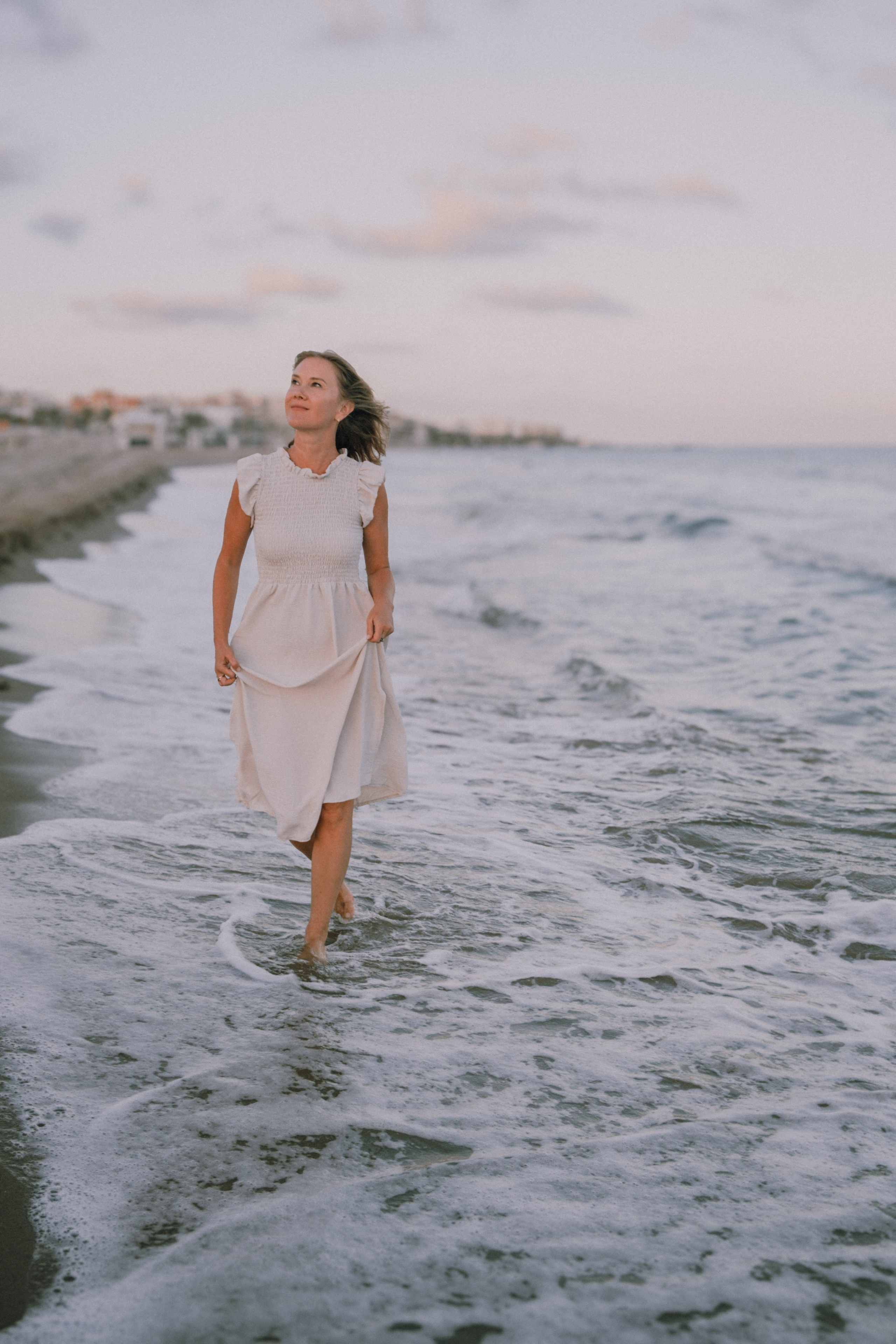 Sesión familiar en la playa. Fotografía profesional en Calafell - Elena Medvedeva