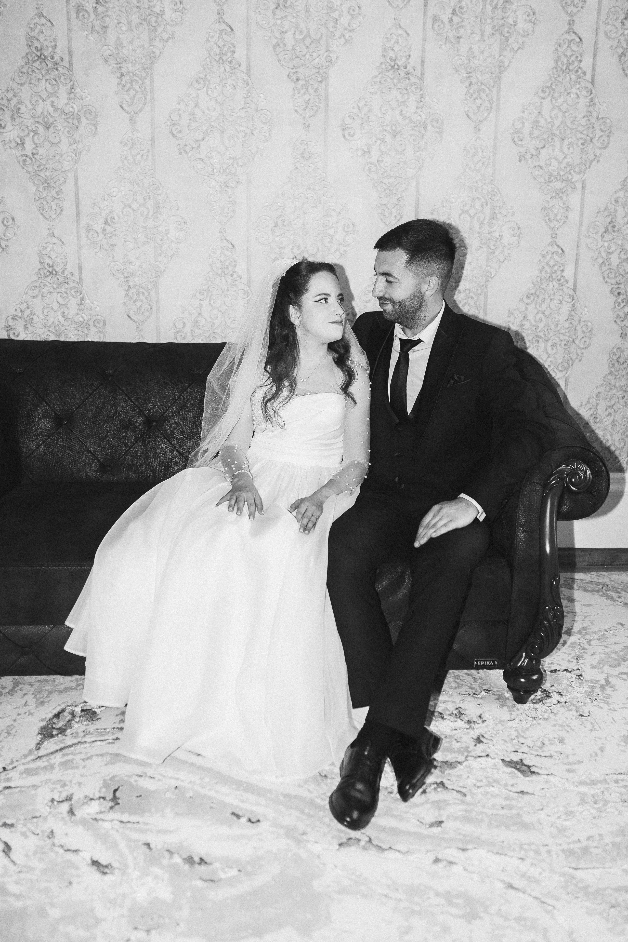 Ana-Maria & Bogdan. Vlad Aconstantinesei Photographer