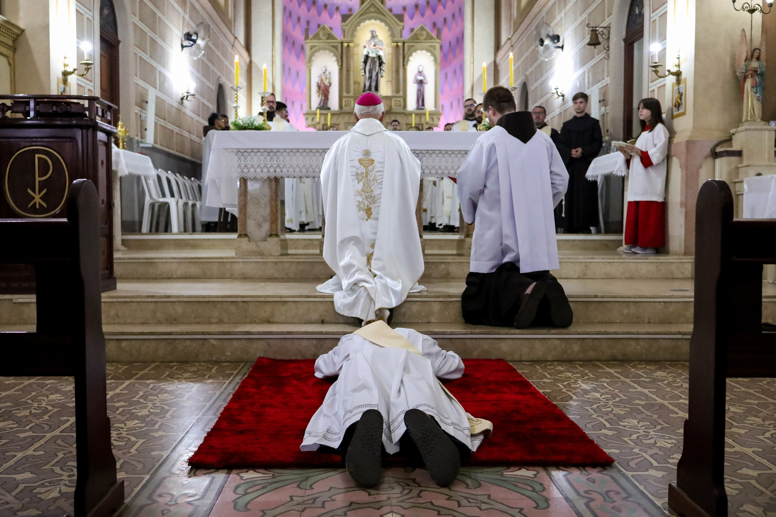Ordenação Sacerdotal. Fotógrafo de momentos Sagrados