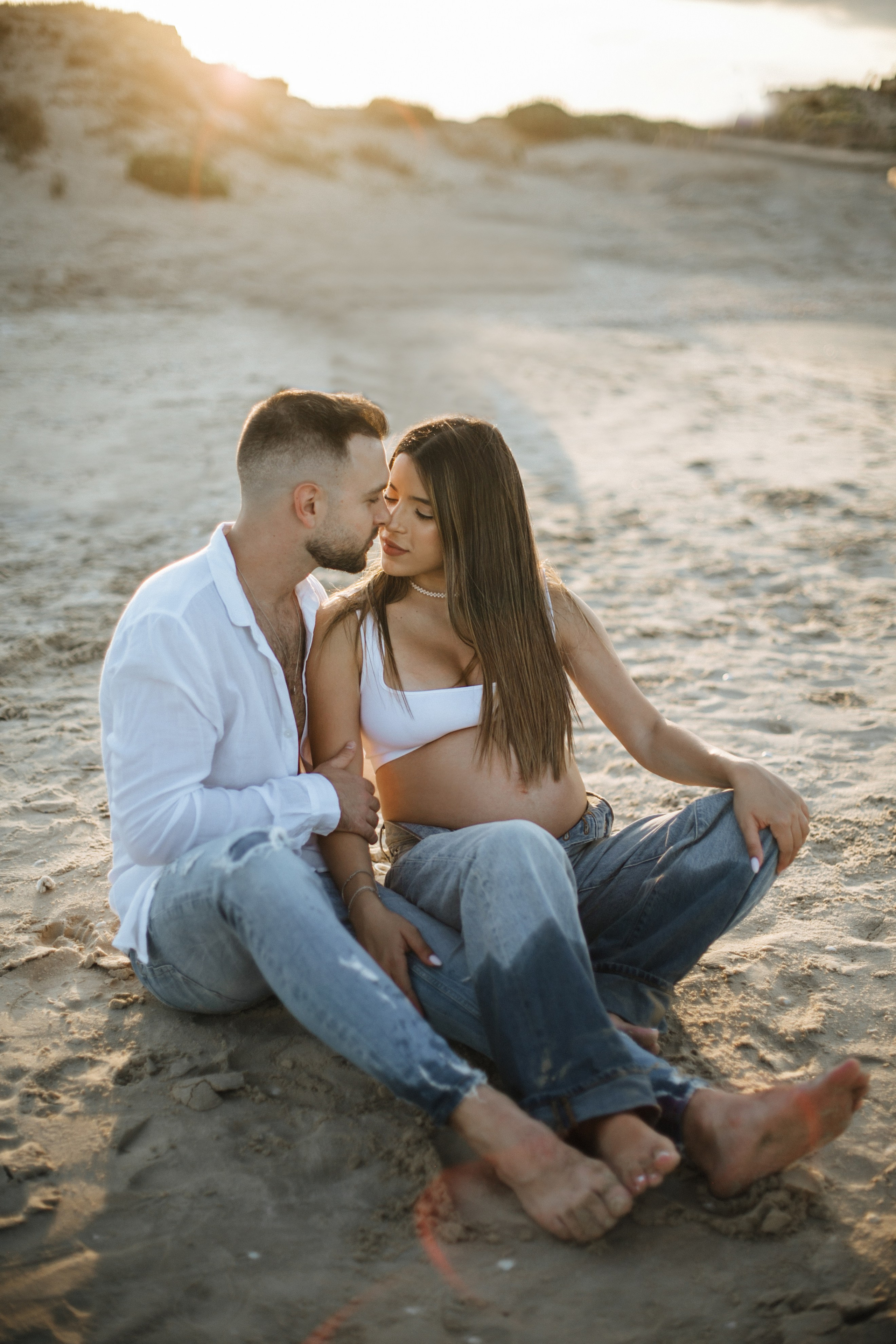 Yael & Gal Nahsholim beach. Family photographer in Israel