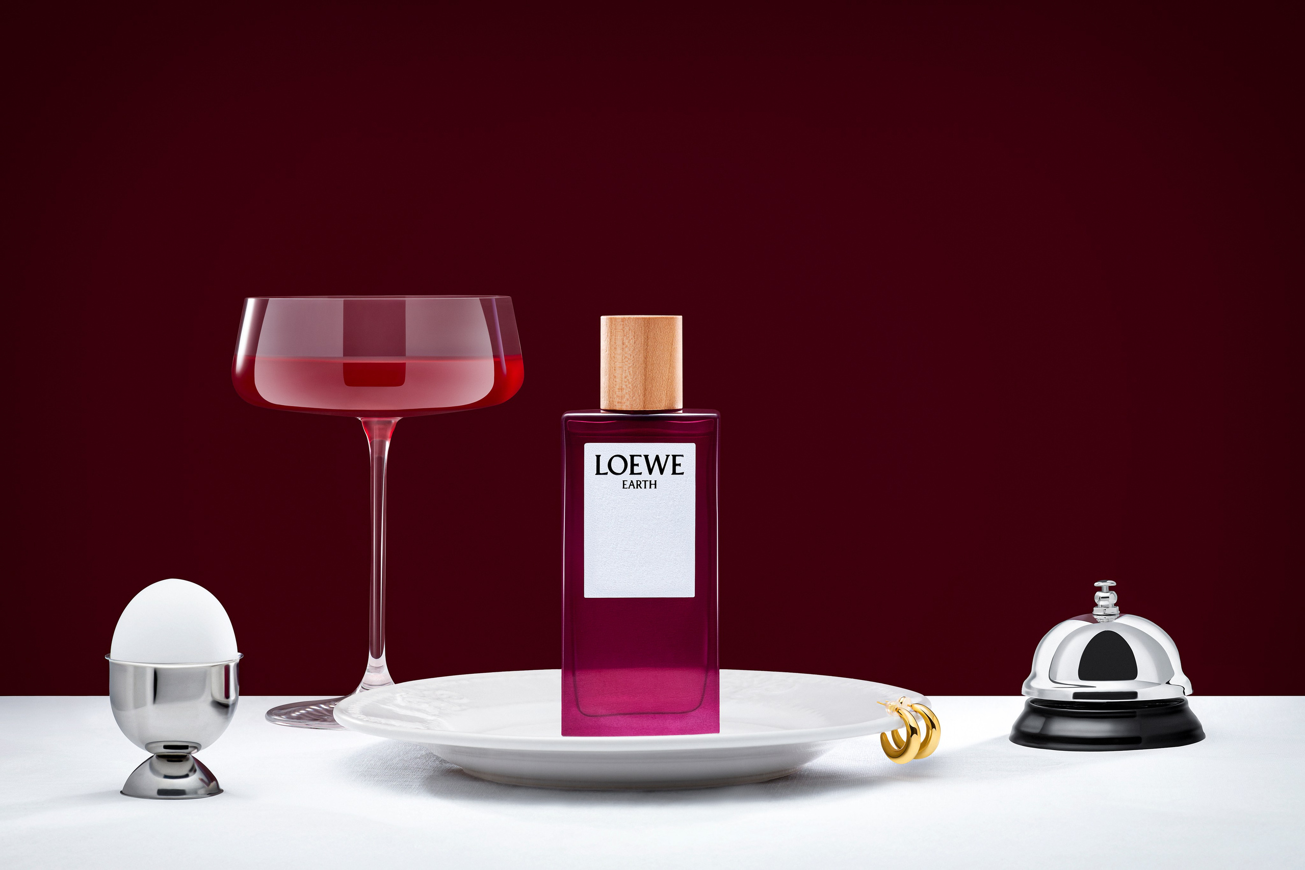 perfume retouching, fragrance product editing, perfume bottle retouch, fragrance photography editing, high-end perfume editing, bottle reflection retouching, perfume label editing, luxury perfume retouching, perfume e-commerce editing, fragrance product enhancement, commercial perfume retouch, perfume product photography, clean perfume retouching, beauty product retouching, perfume photography for social media, perfume ad retouching, polished bottle editing, professional fragrance retouching, perfume campaign visuals, bottle color correction, perfume photo enhancement