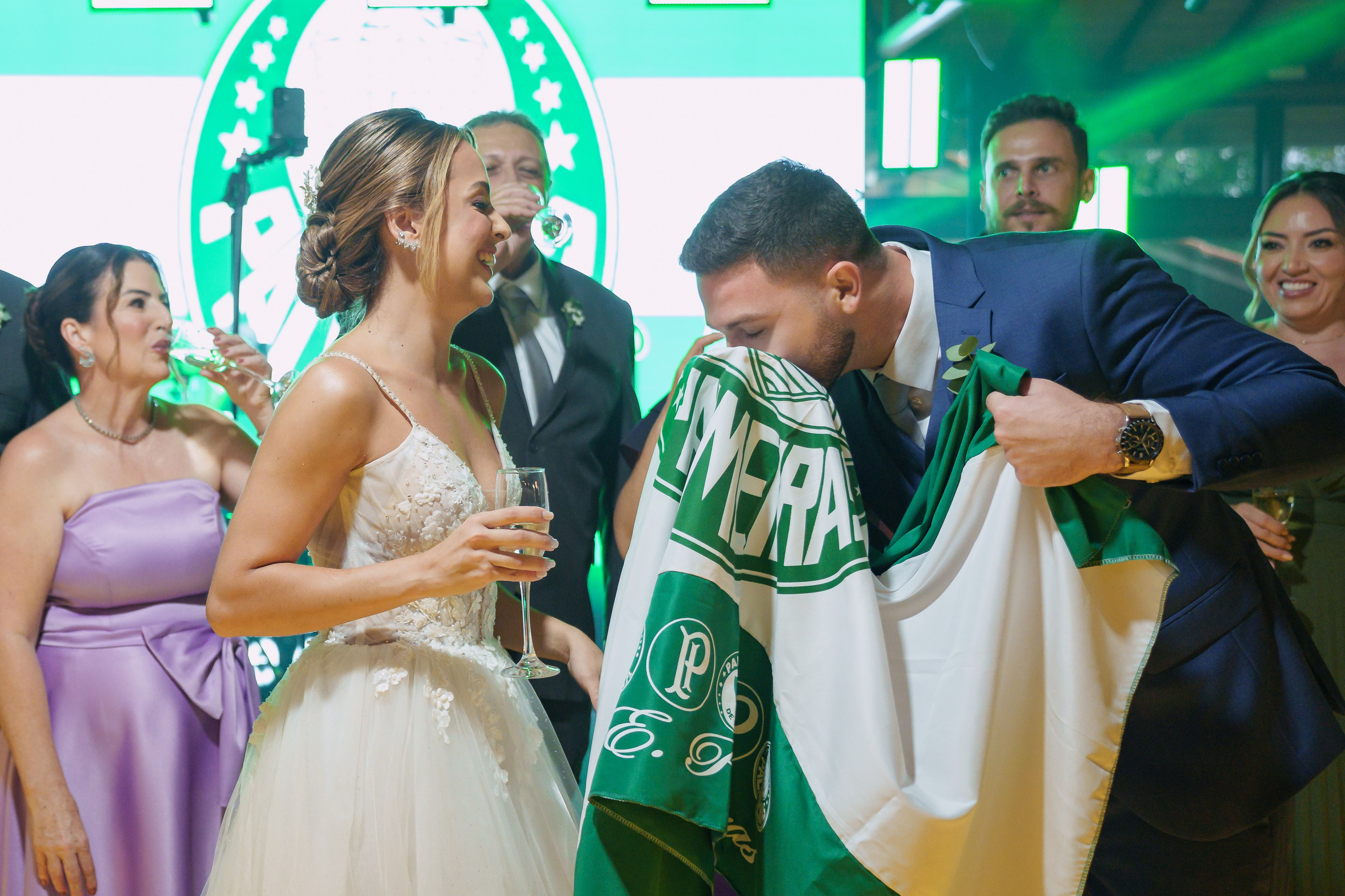 História de Aline & Gabriel. O Casal Dos Noivos