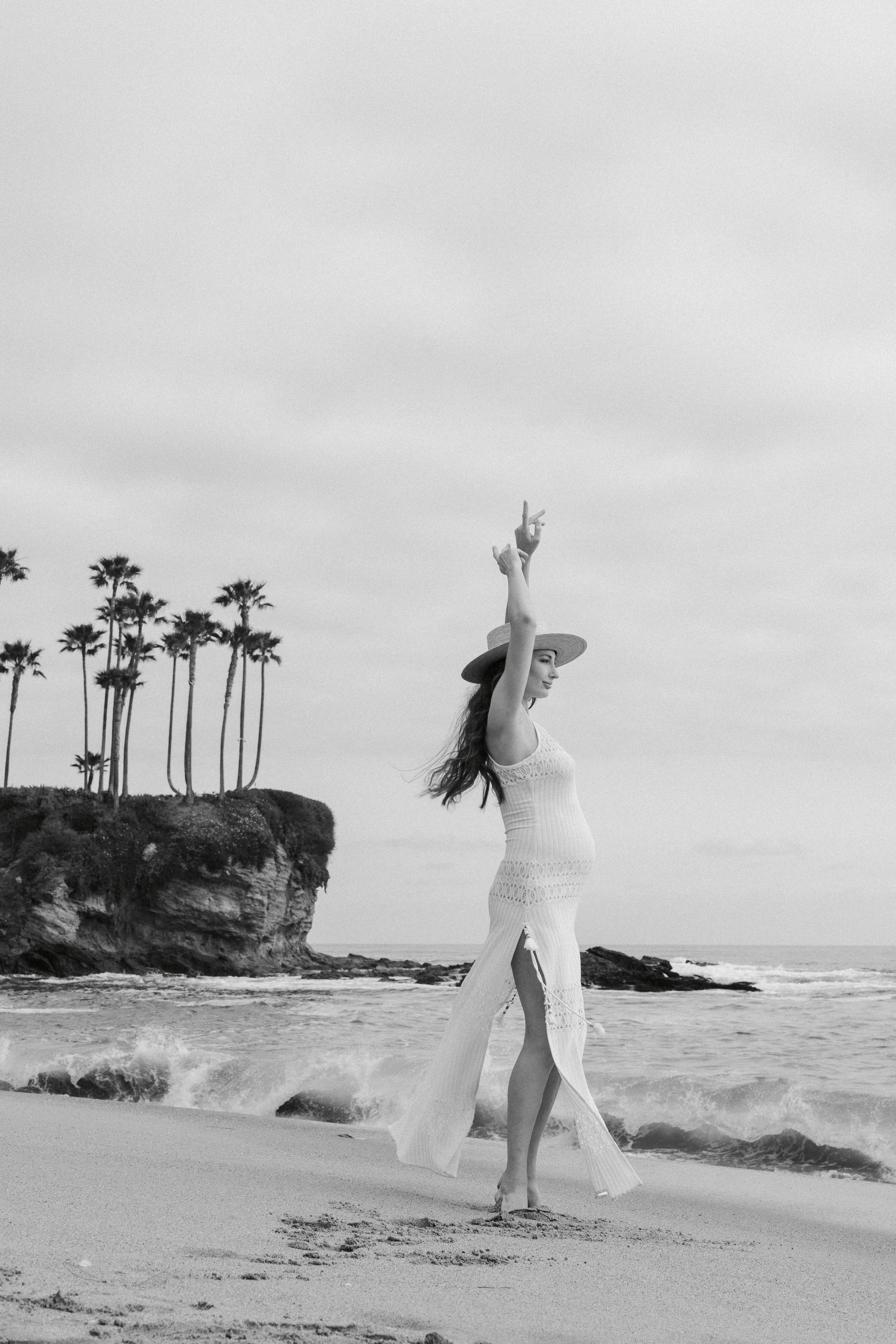 From Vegas to Laguna Beach. Maternity photoshoot. Portrait, family, maternity & wedding photography & videography in SoCal Kseni Vibe